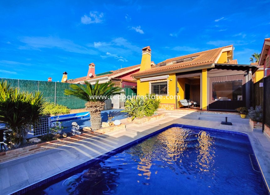 Videresalg - Villa -
Guardamar del Segura - Guardamar