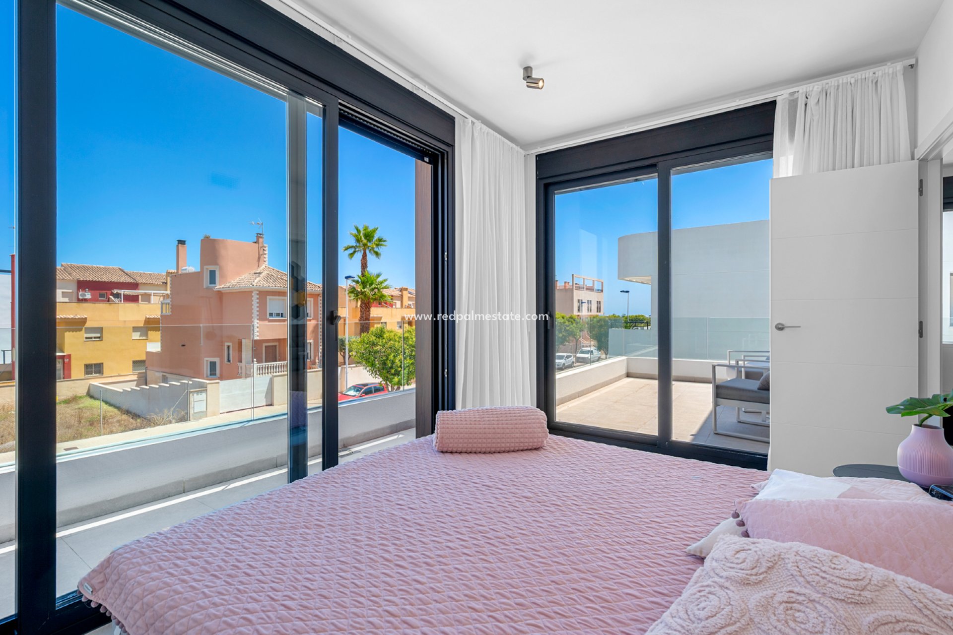 Videresalg - Villa -
Guardamar del Segura - Guardamar