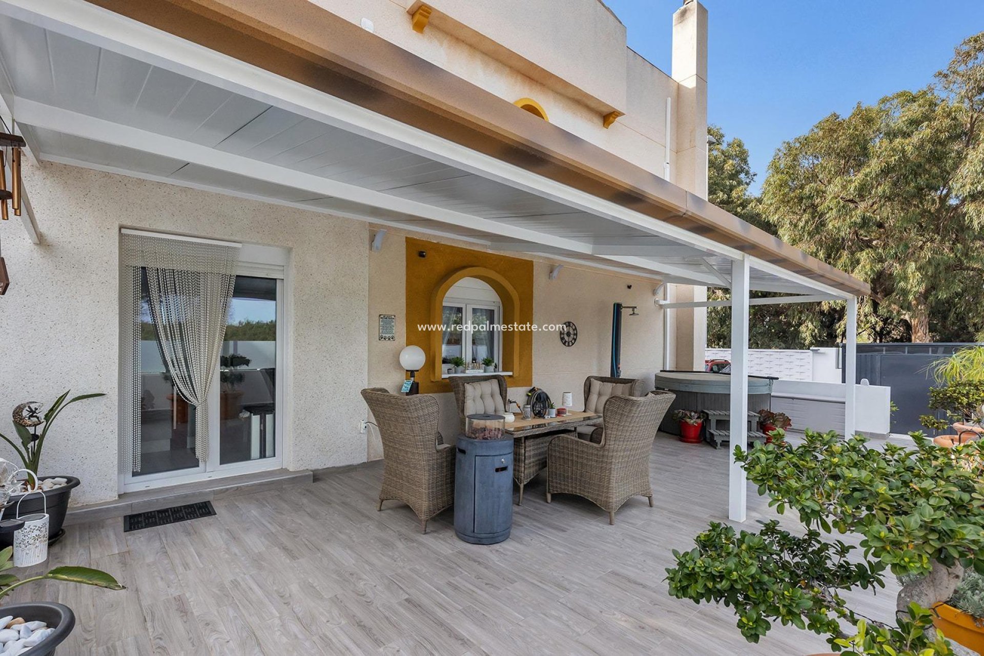 Videresalg - Villa -
Guardamar del Segura - Urbanizaciones