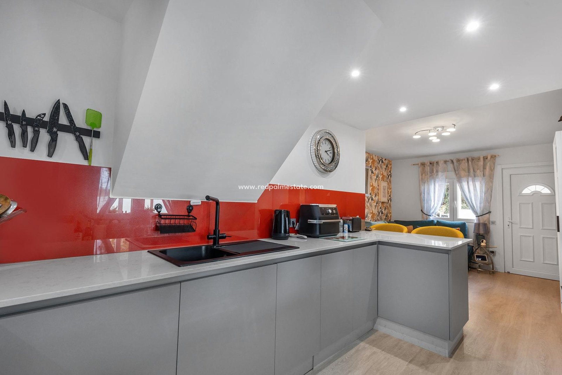 Videresalg - Villa -
Guardamar del Segura - Urbanizaciones