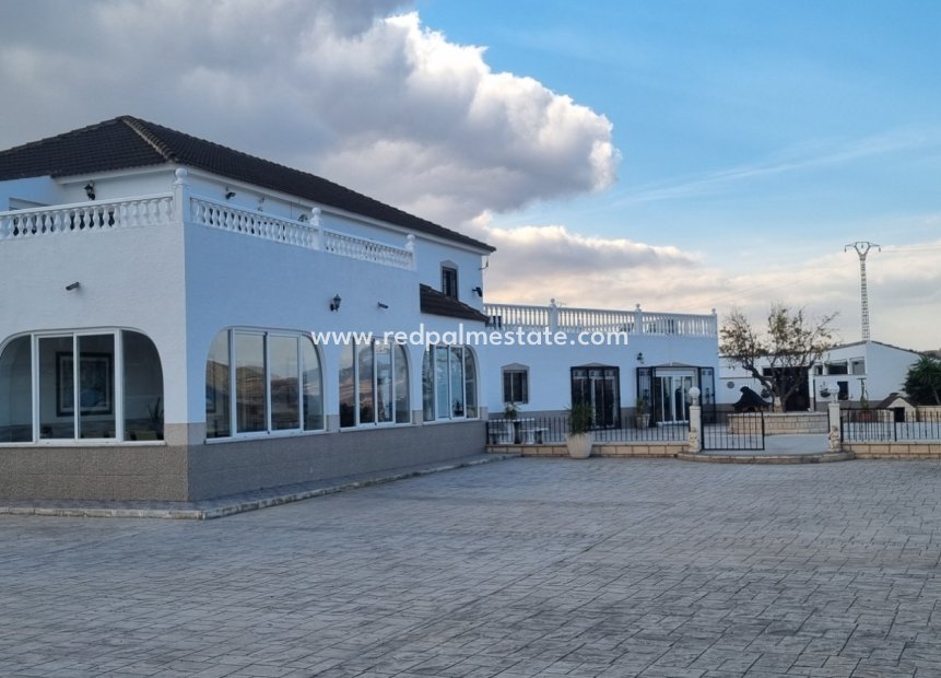 Videresalg - Villa -
Hondón de los Fráiles - Inland