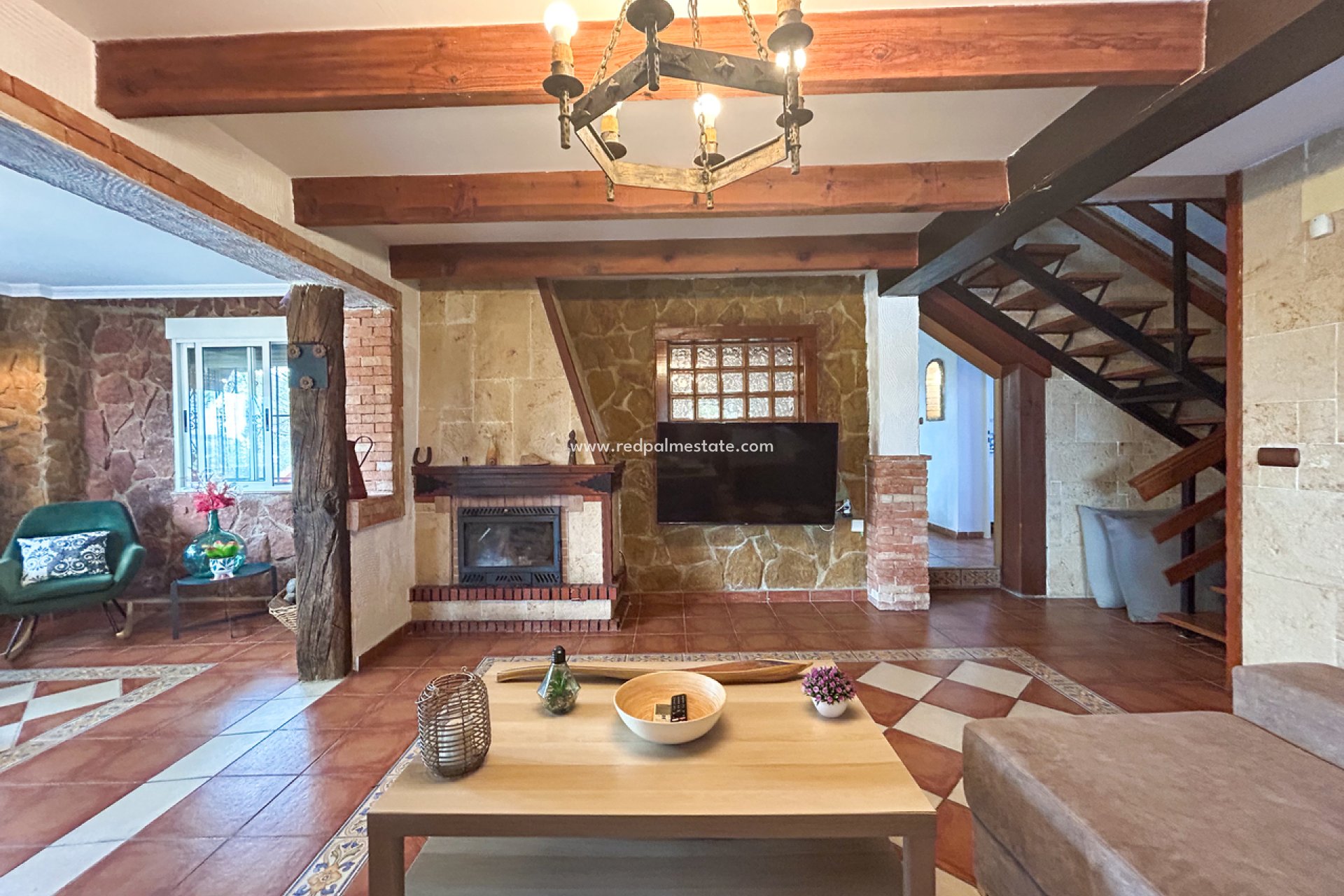 Videresalg - Villa -
Jacarilla - Inland