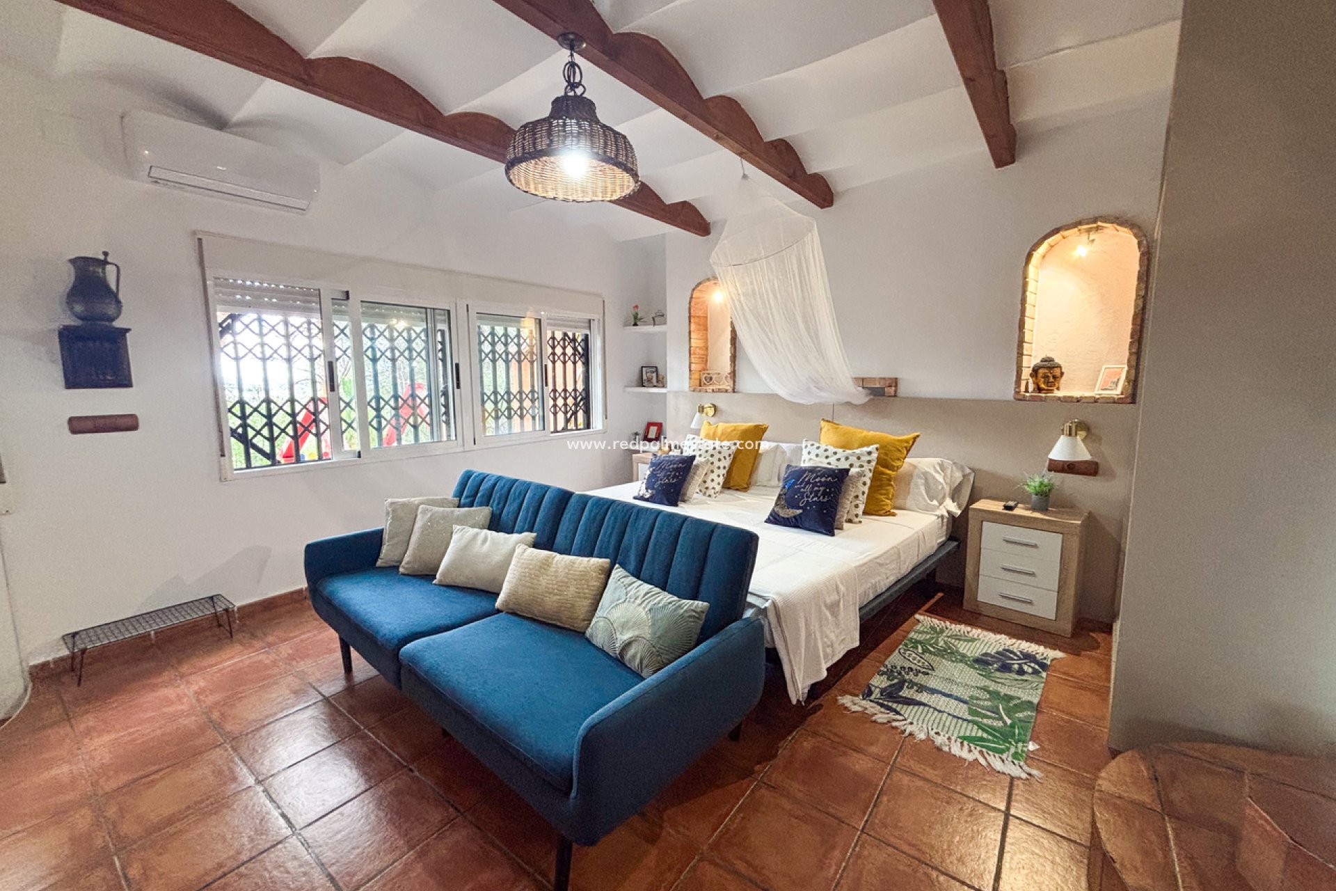 Videresalg - Villa -
Jacarilla - Inland