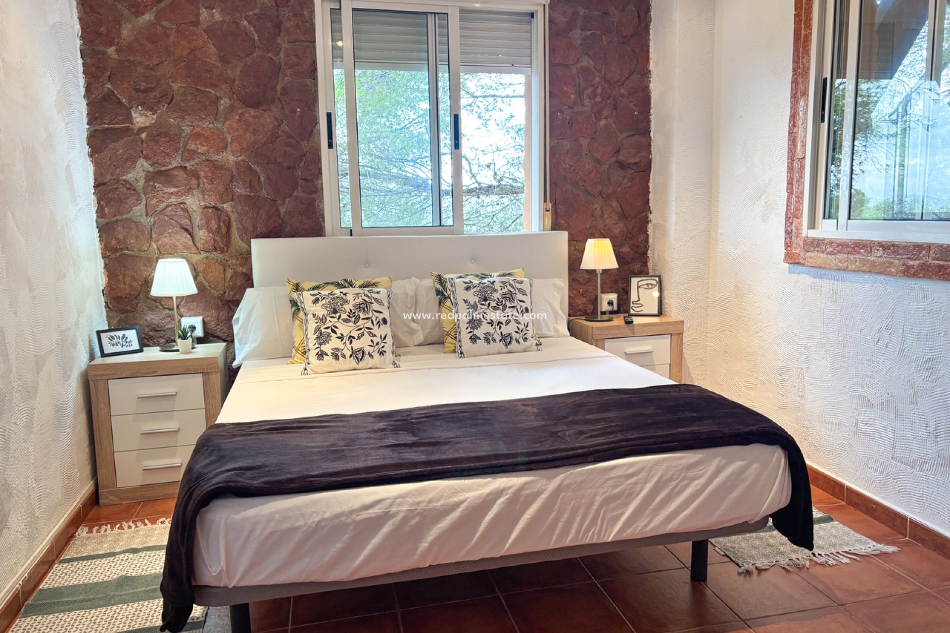 Videresalg - Villa -
Jacarilla - Inland