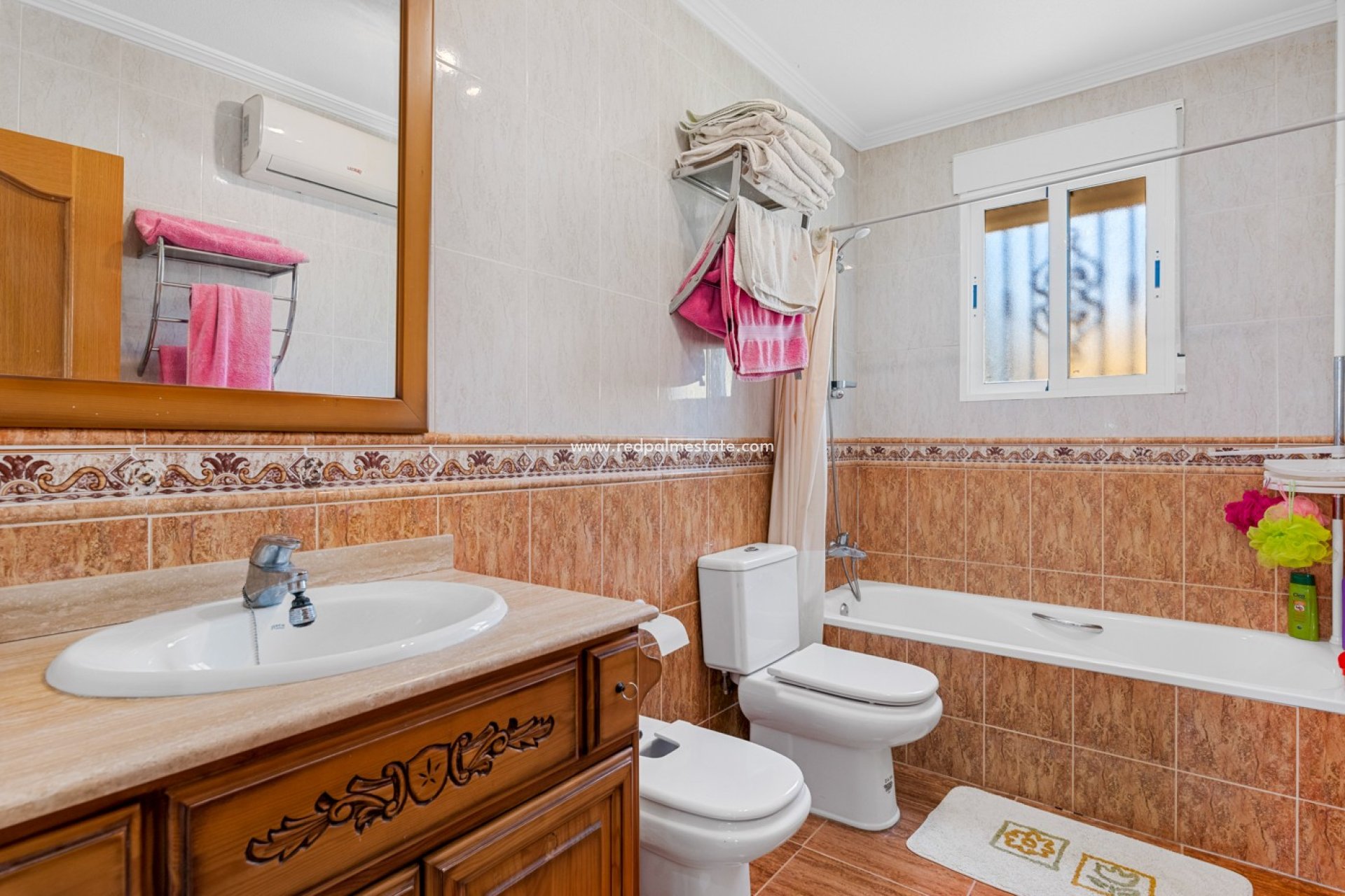 Videresalg - Villa -
Jacarilla - Inland