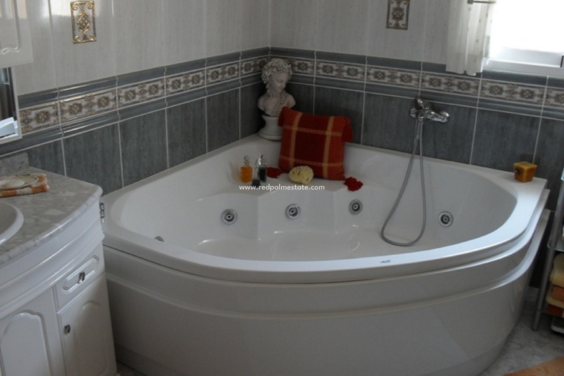 Videresalg - Villa -
Jalón - Inland