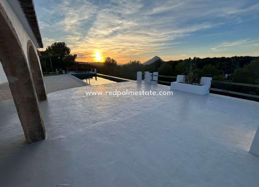 Videresalg - Villa -
Jávea - Costa Blanca