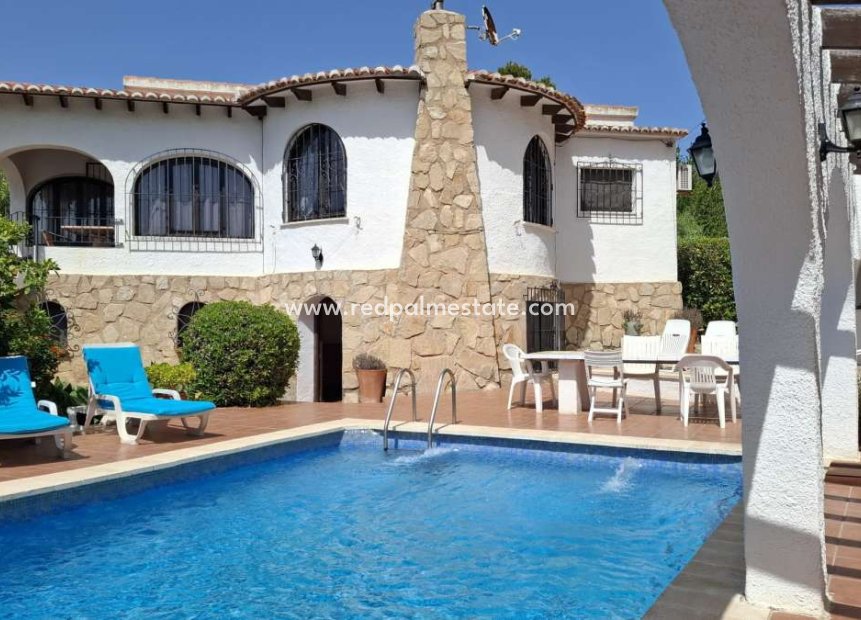Videresalg - Villa -
Jávea