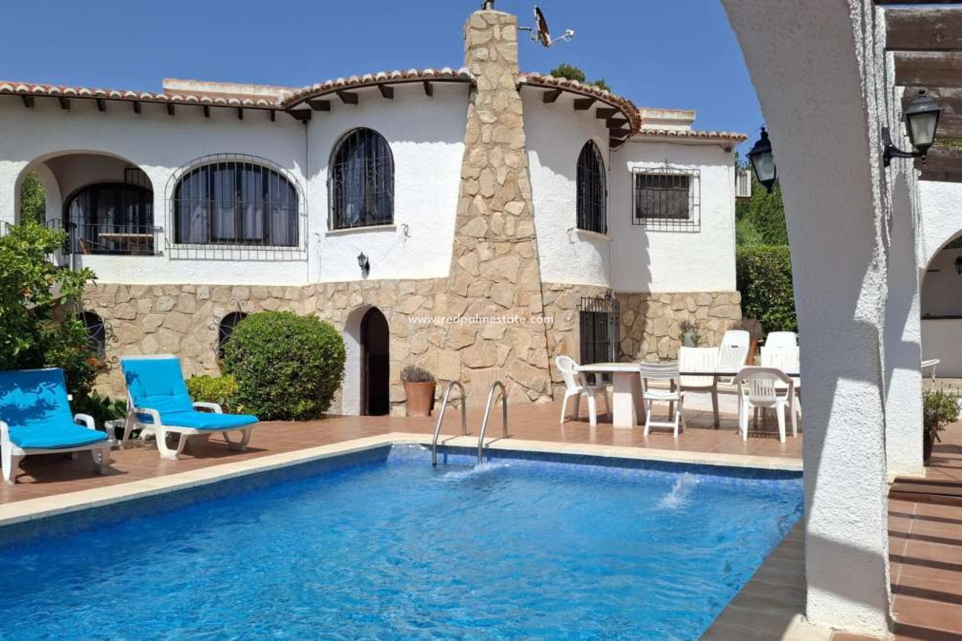 Videresalg - Villa -
Jávea