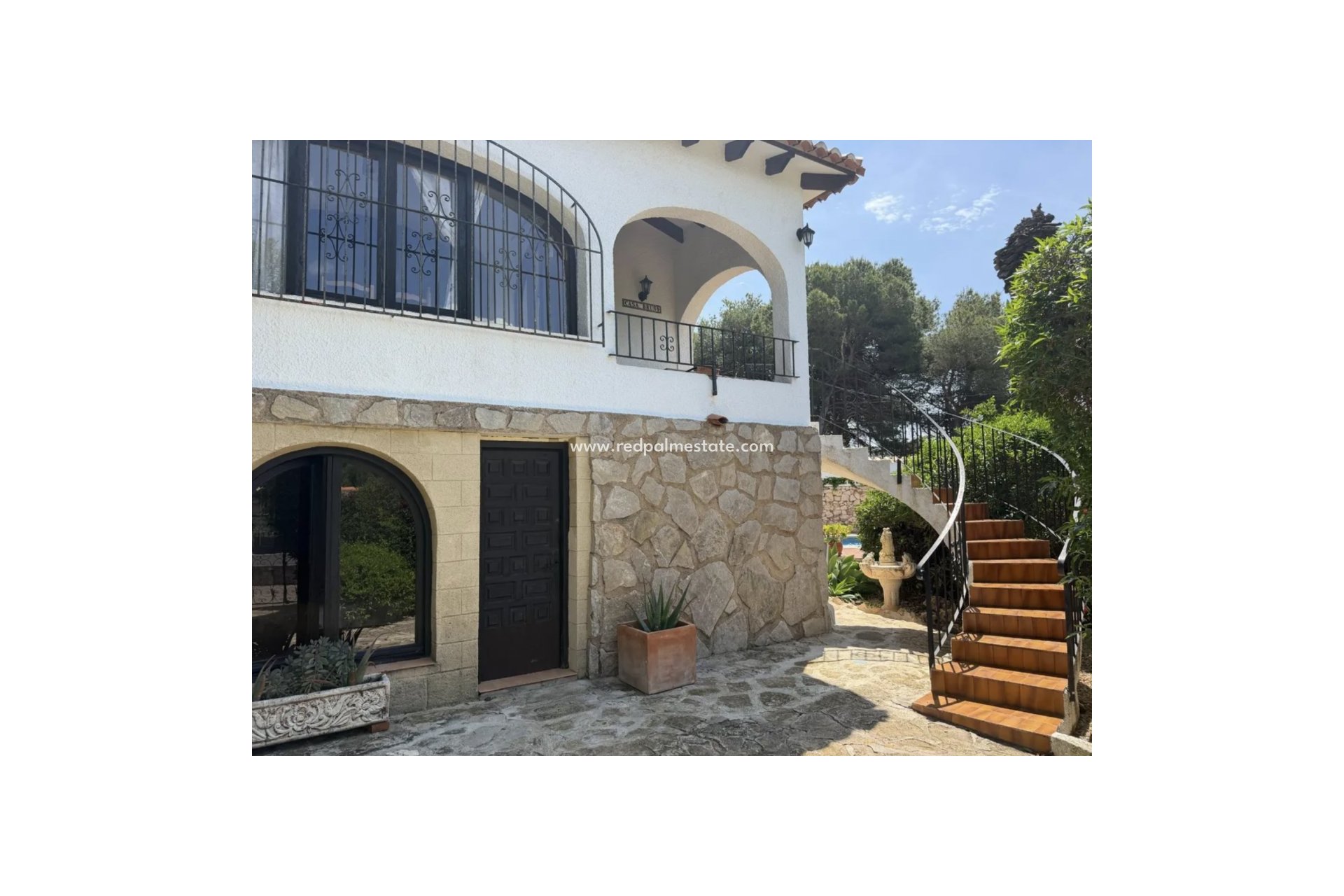 Videresalg - Villa -
Jávea