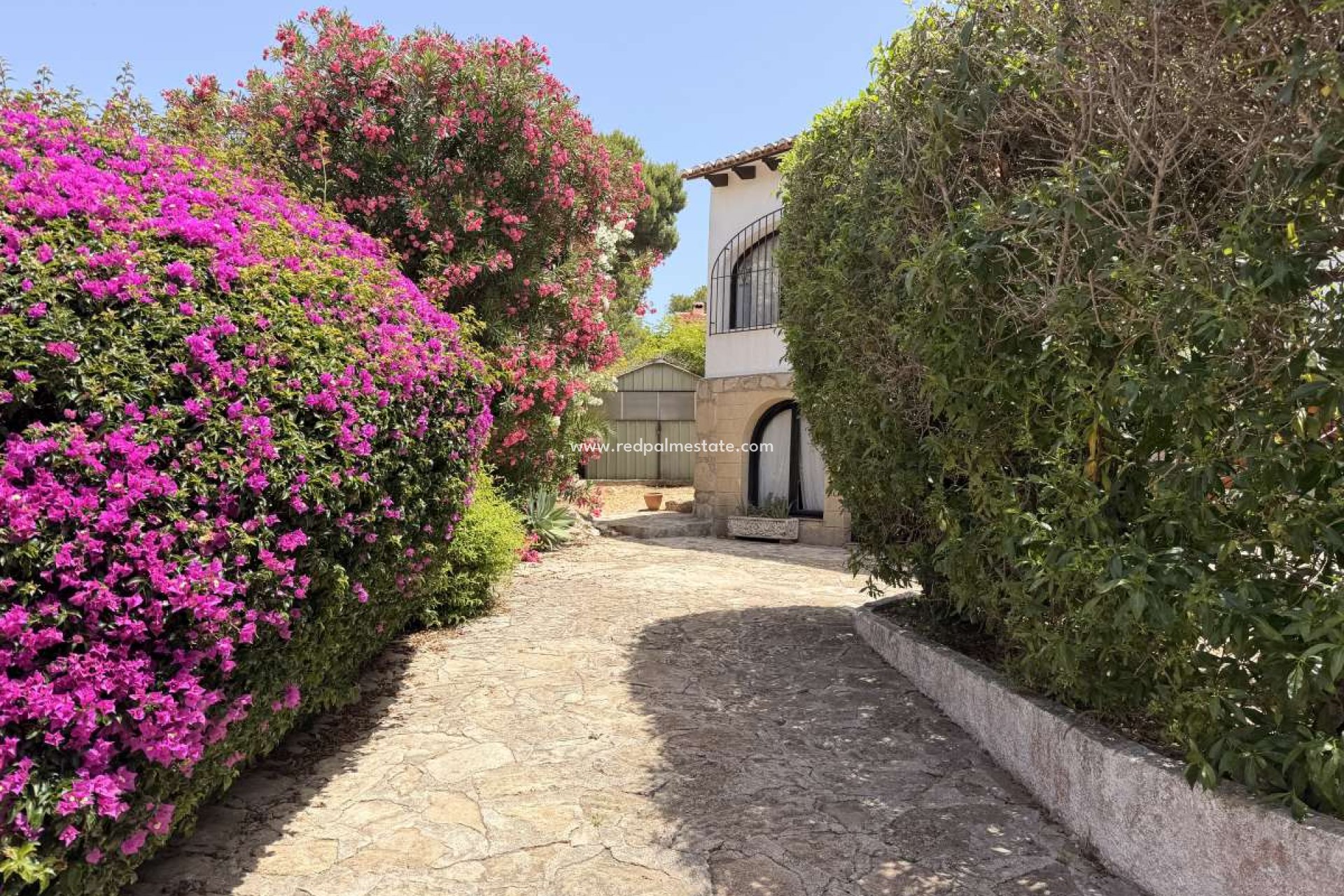 Videresalg - Villa -
Jávea