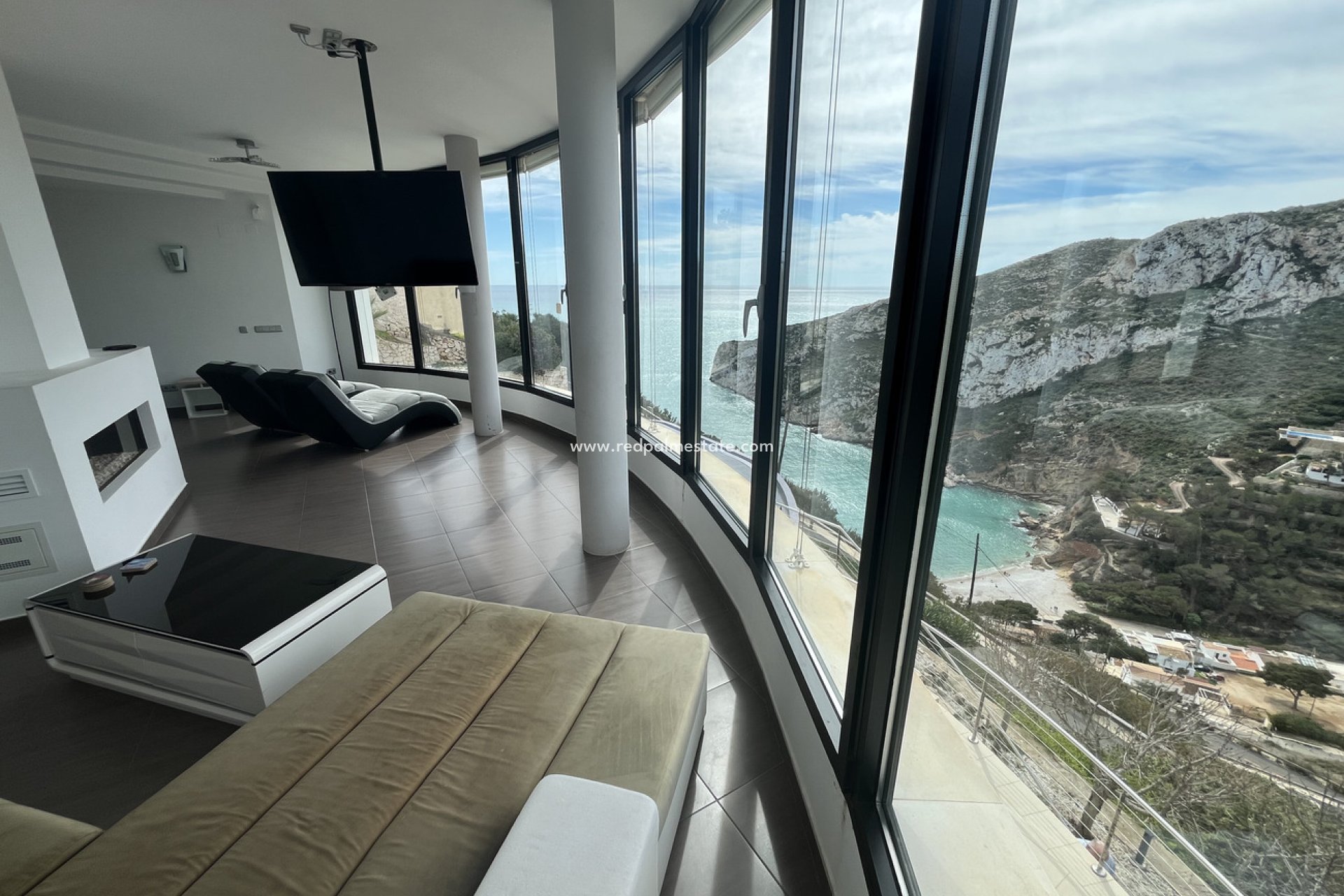 Videresalg - Villa -
Jávea