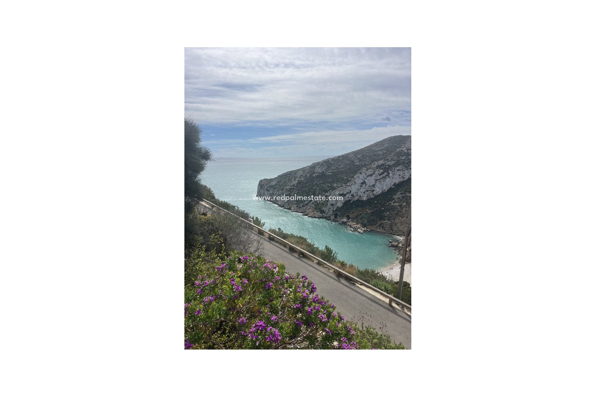 Videresalg - Villa -
Jávea