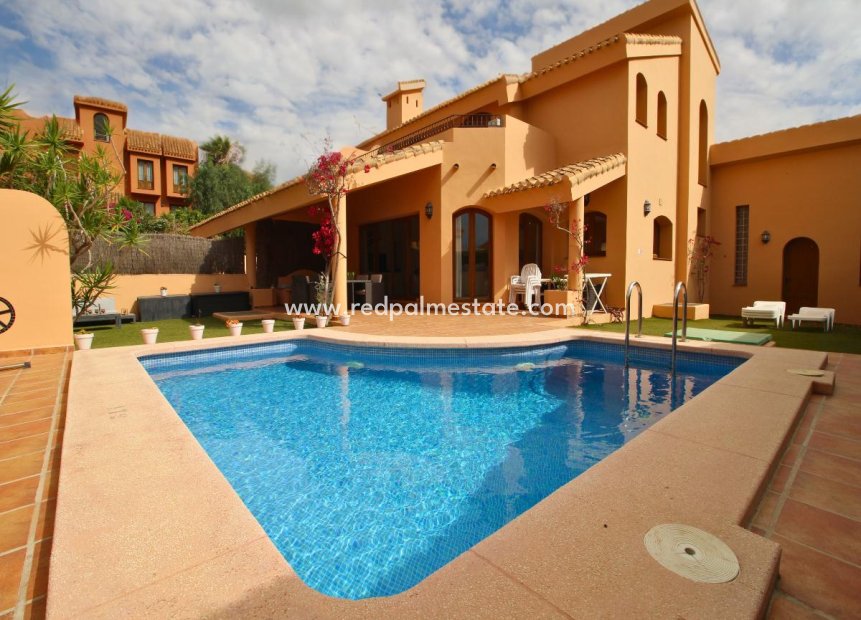 Videresalg - Villa -
La Manga - Costa Calida