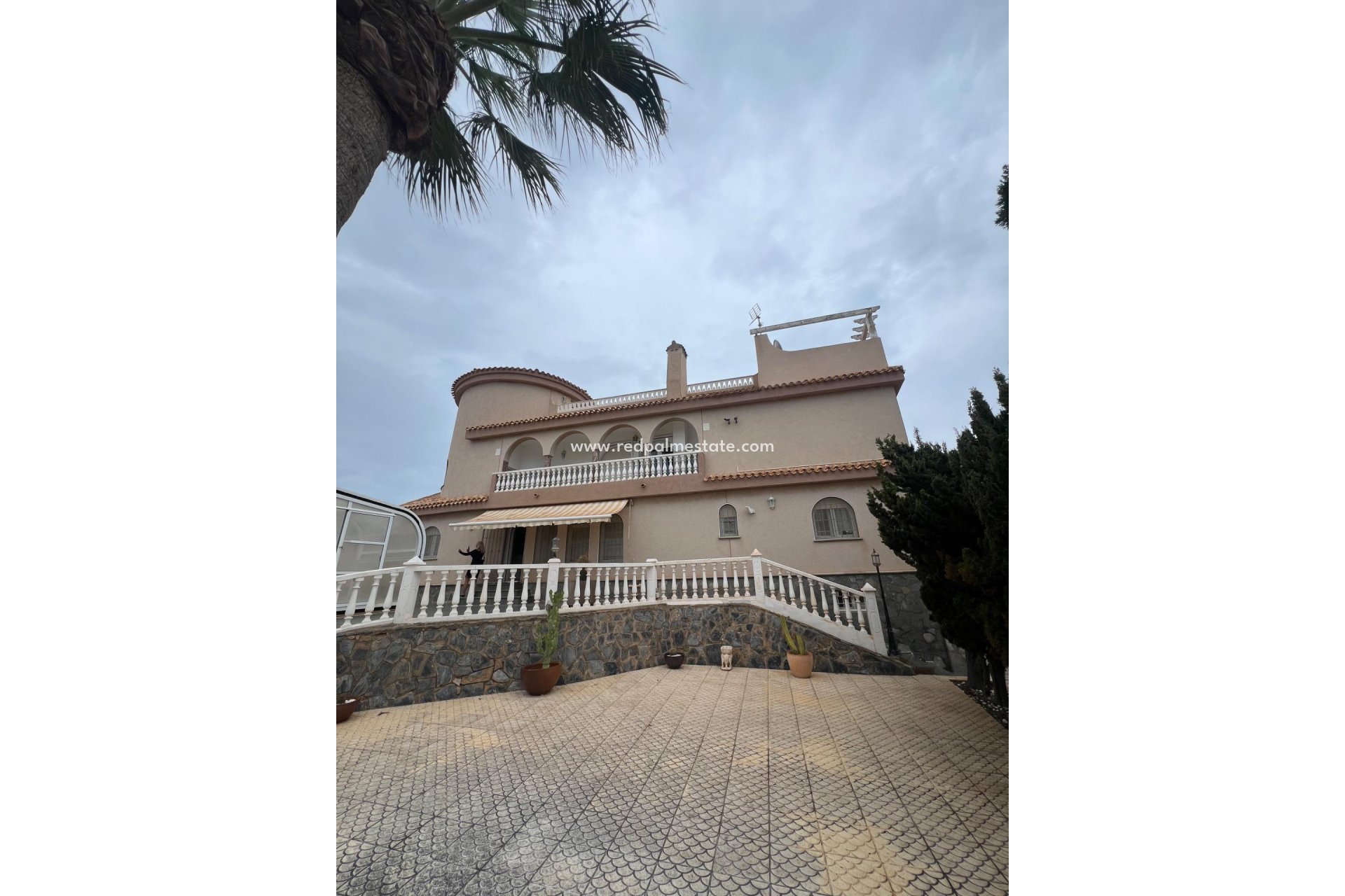Videresalg - Villa -
La Manga - Km 17