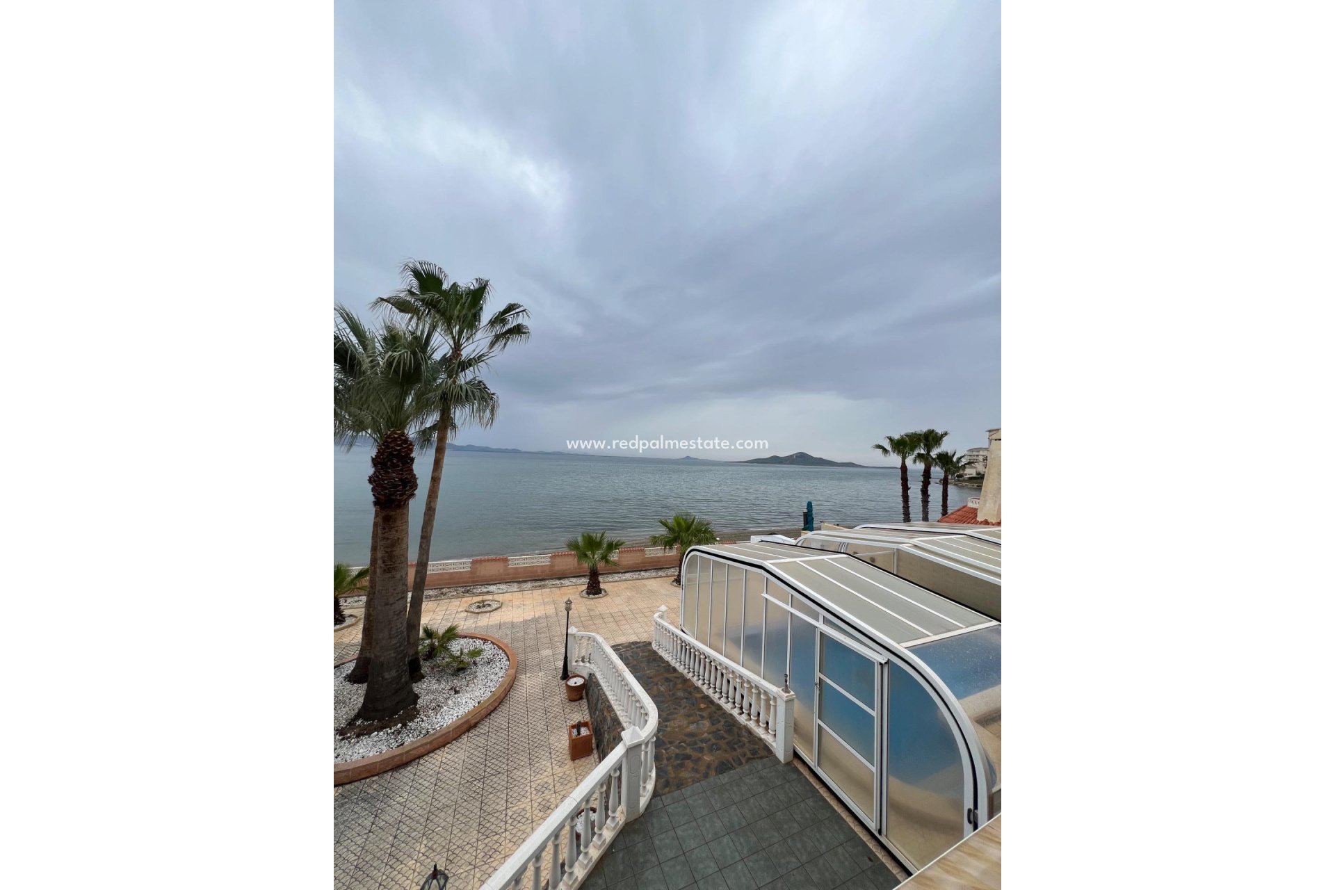 Videresalg - Villa -
La Manga - Km 17