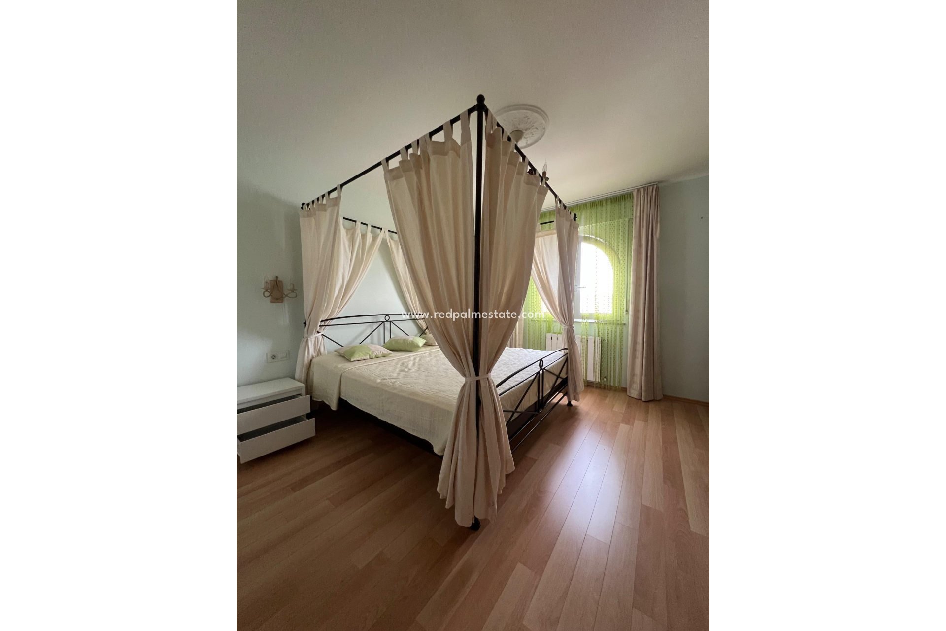 Videresalg - Villa -
La Manga - Km 17