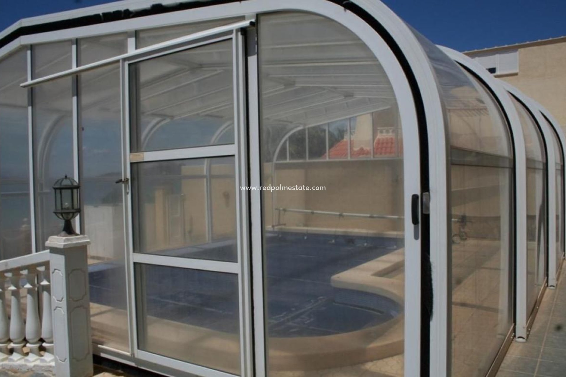 Videresalg - Villa -
La Manga - Km 17