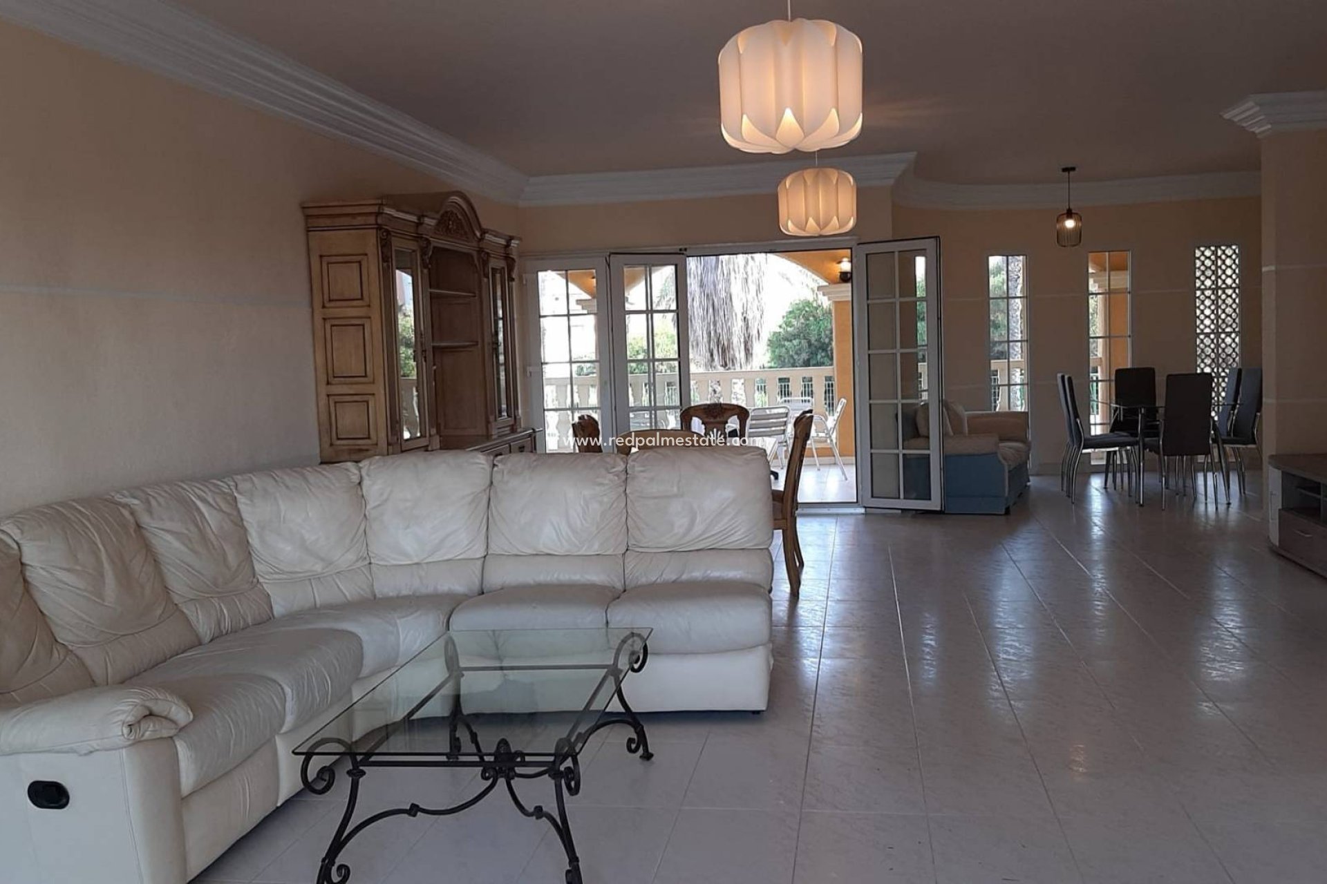 Videresalg - Villa -
La Manga