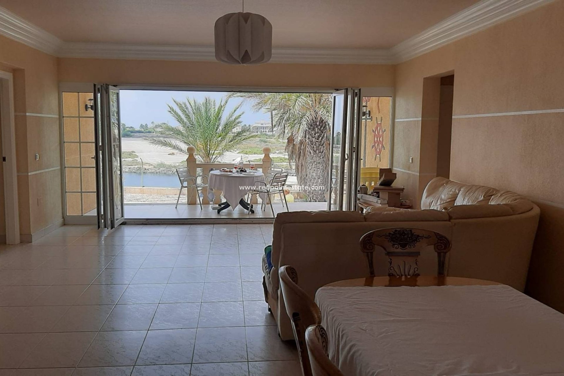 Videresalg - Villa -
La Manga