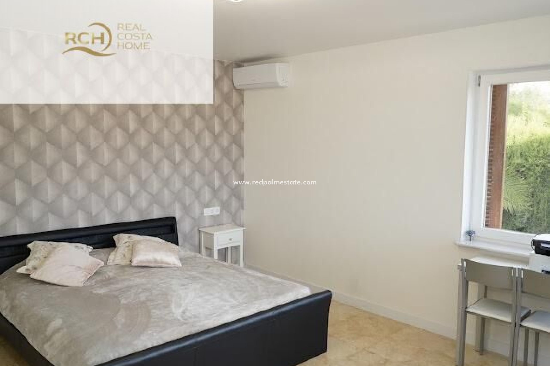 Videresalg - Villa -
La Nucía - Montebello - Nou Espai