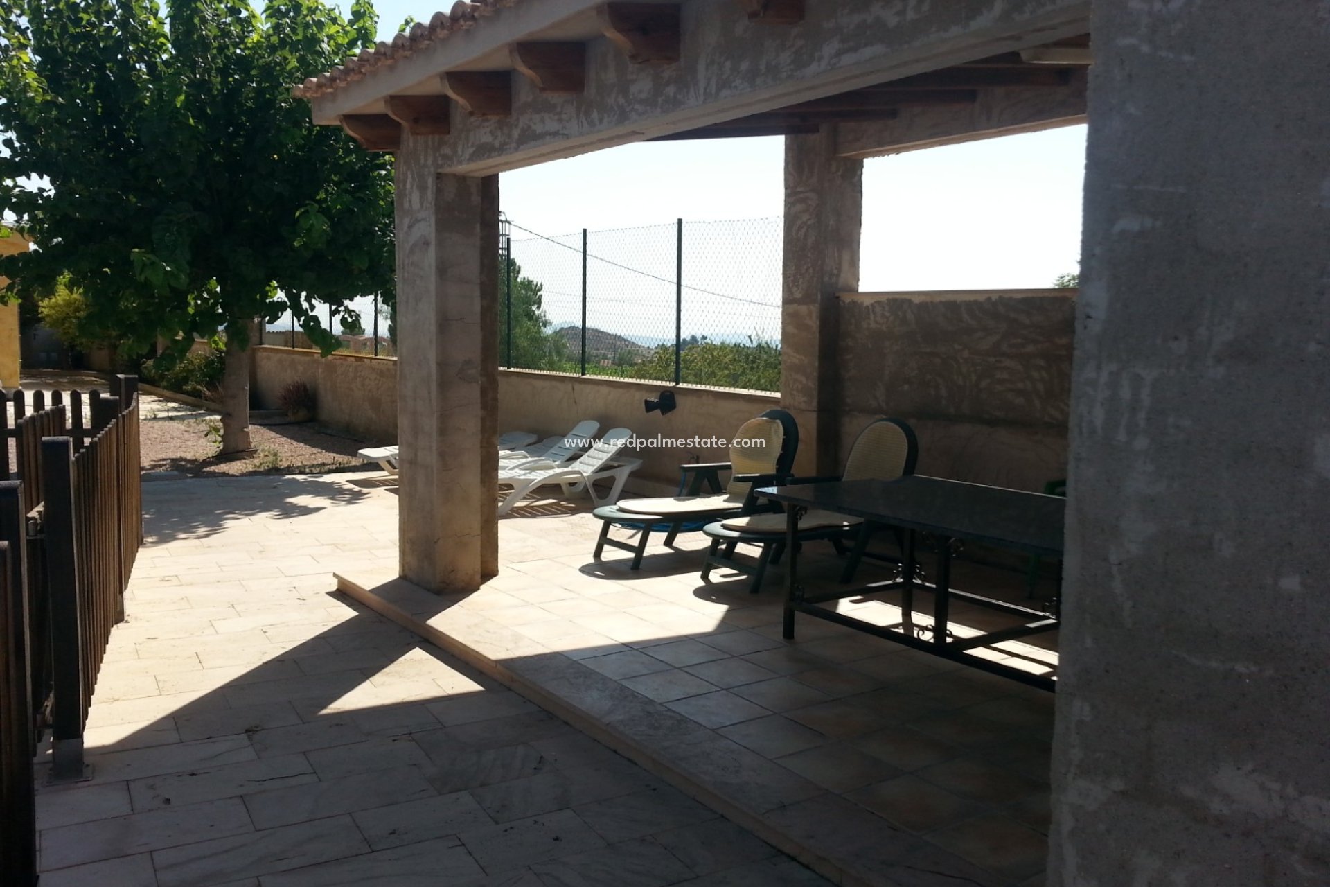 Videresalg - Villa -
La Romana - Inland