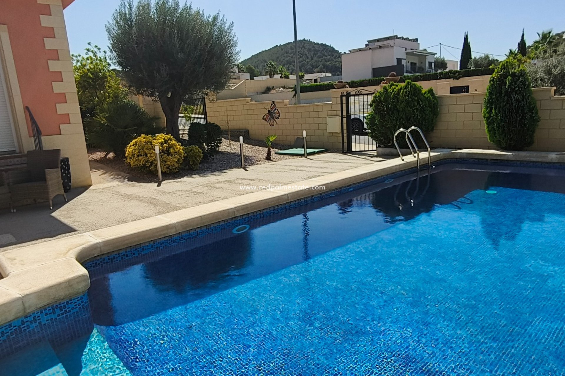 Videresalg - Villa -
La Romana - Inland