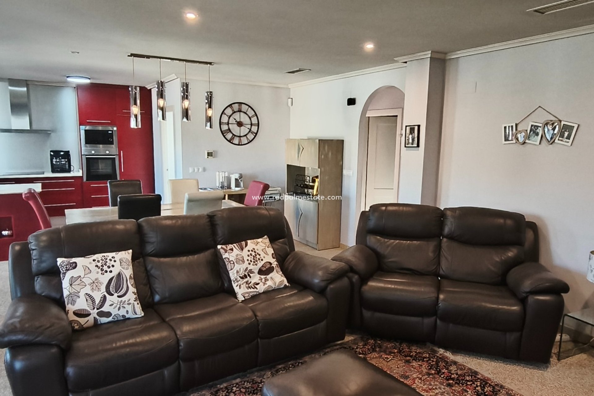 Videresalg - Villa -
La Romana - Inland