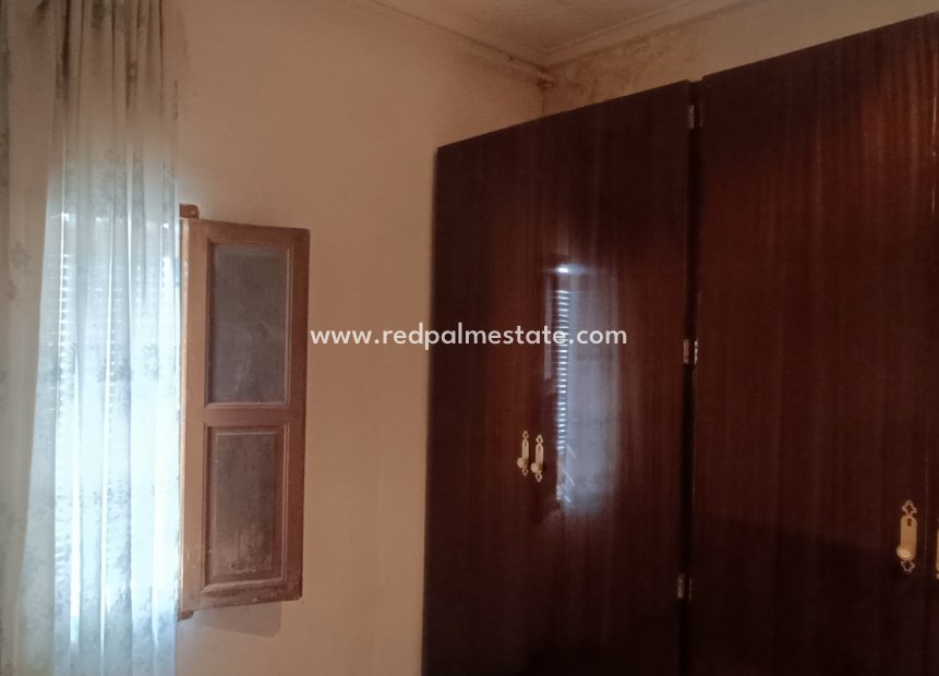 Videresalg - Villa -
La Romana - Inland