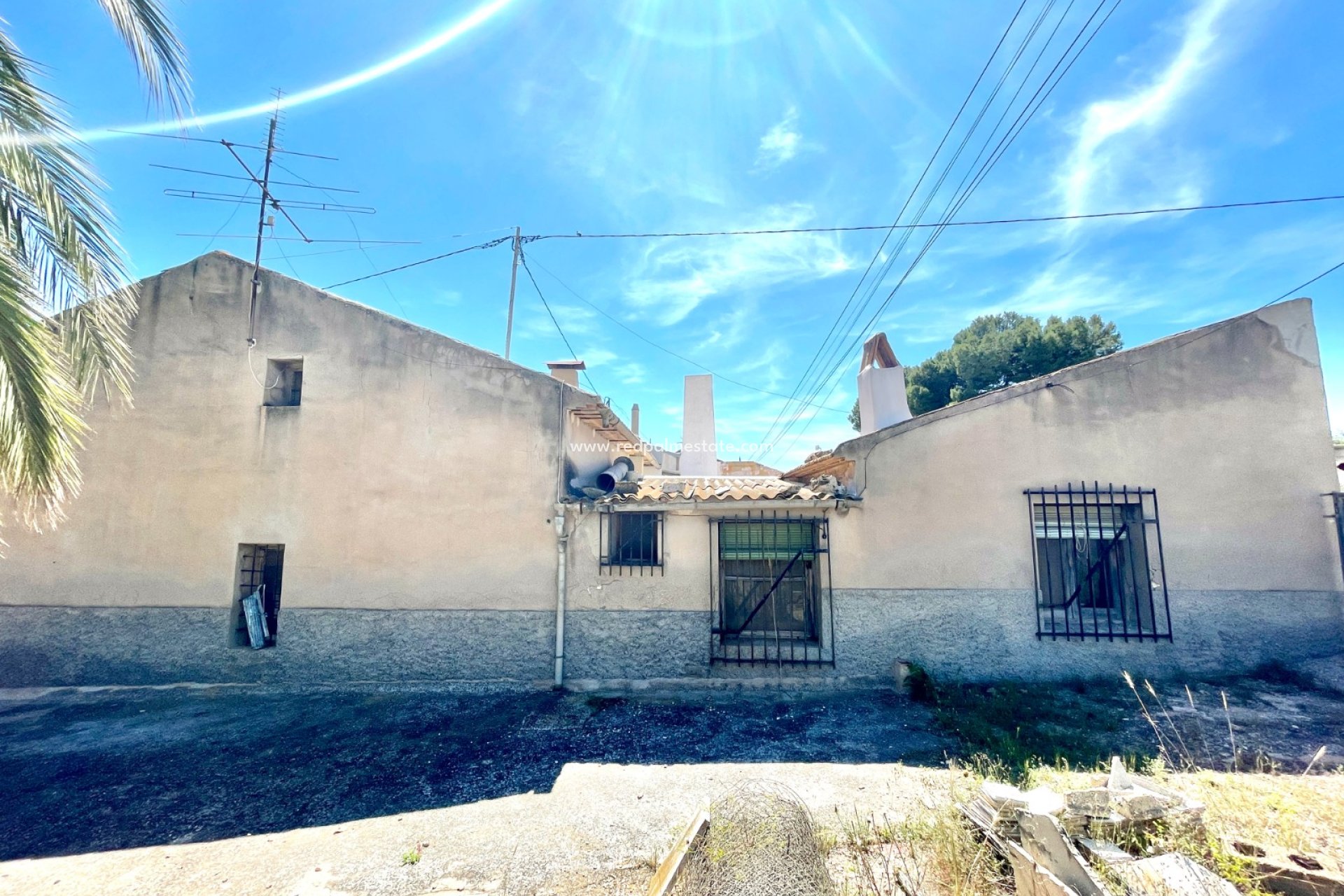 Videresalg - Villa -
La Romana - Inland