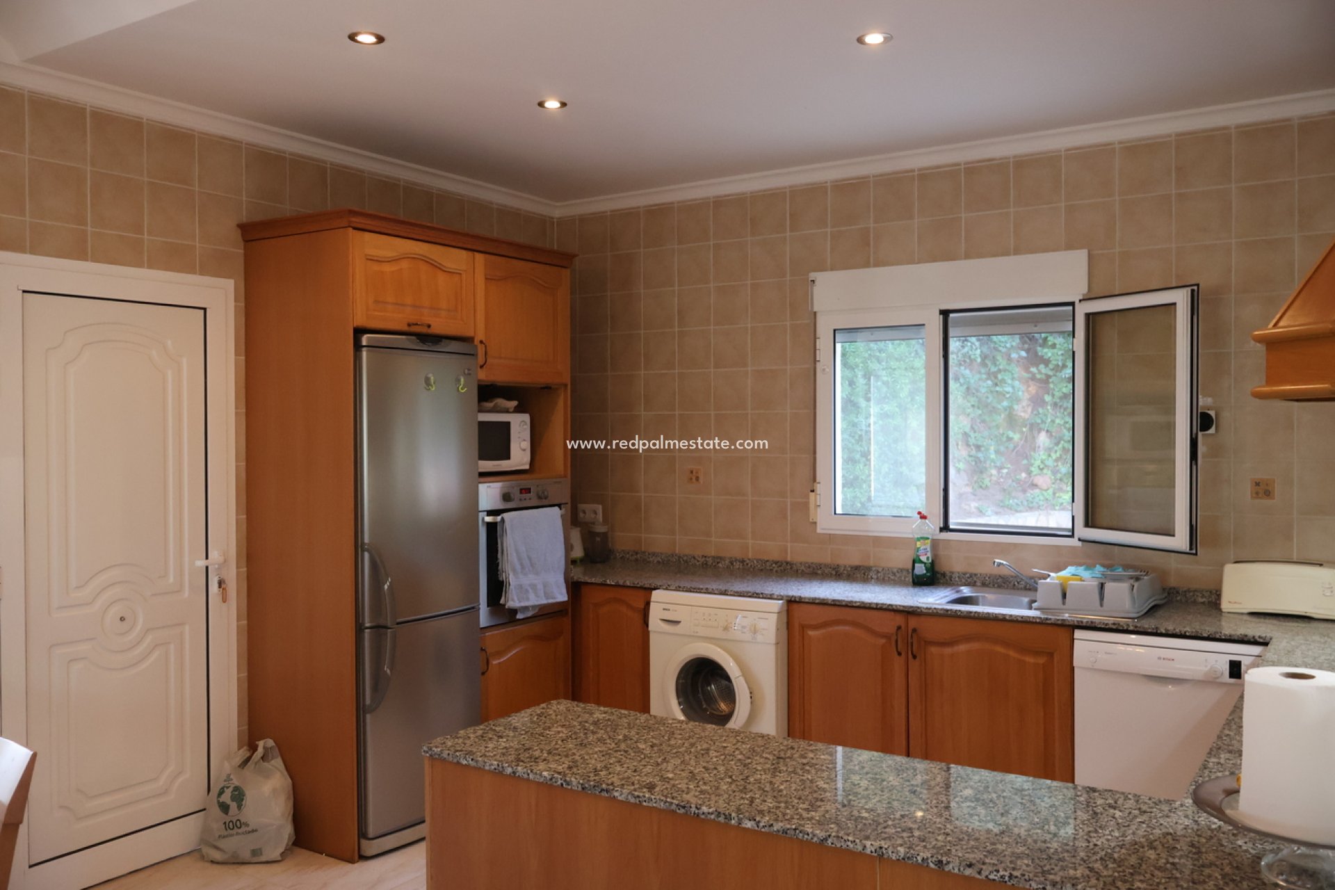 Videresalg - Villa -
La Sella - Inland