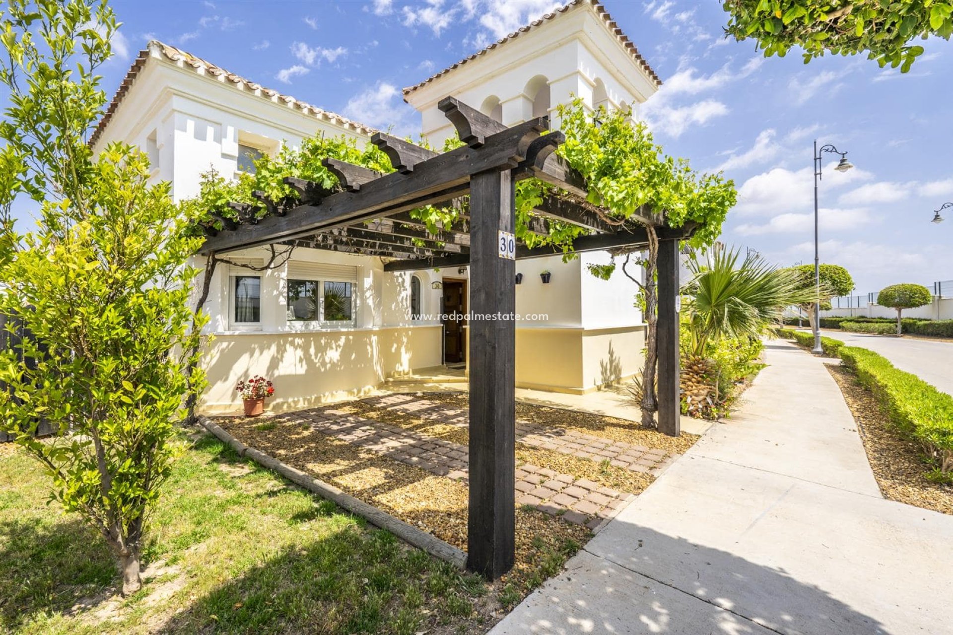 Videresalg - Villa -
La Torre Golf Resort - Inland