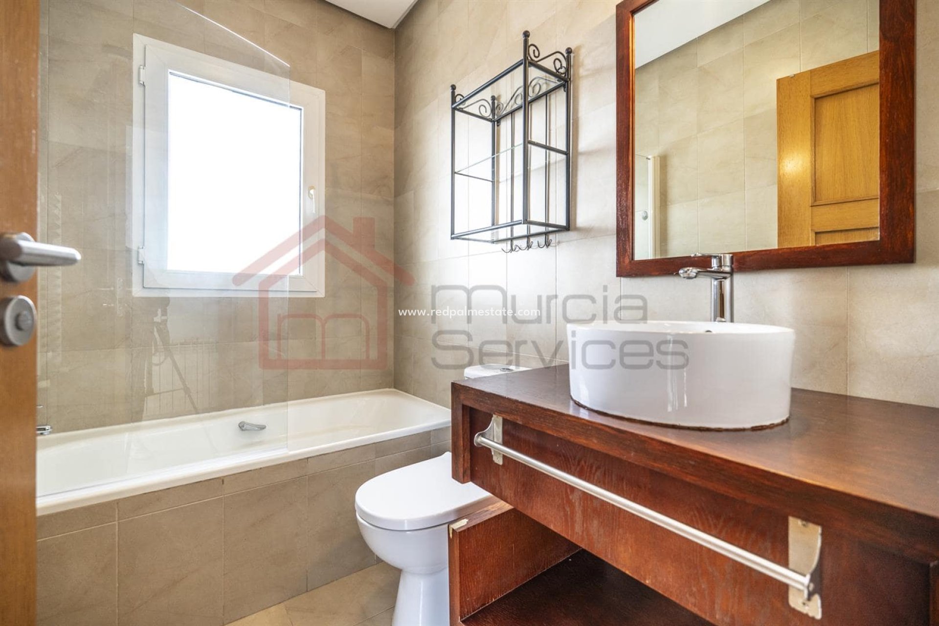 Videresalg - Villa -
La Torre Golf Resort - Inland