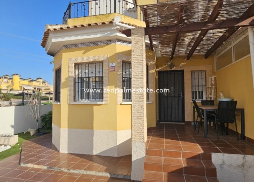 Videresalg - Villa -
Lo Crispin