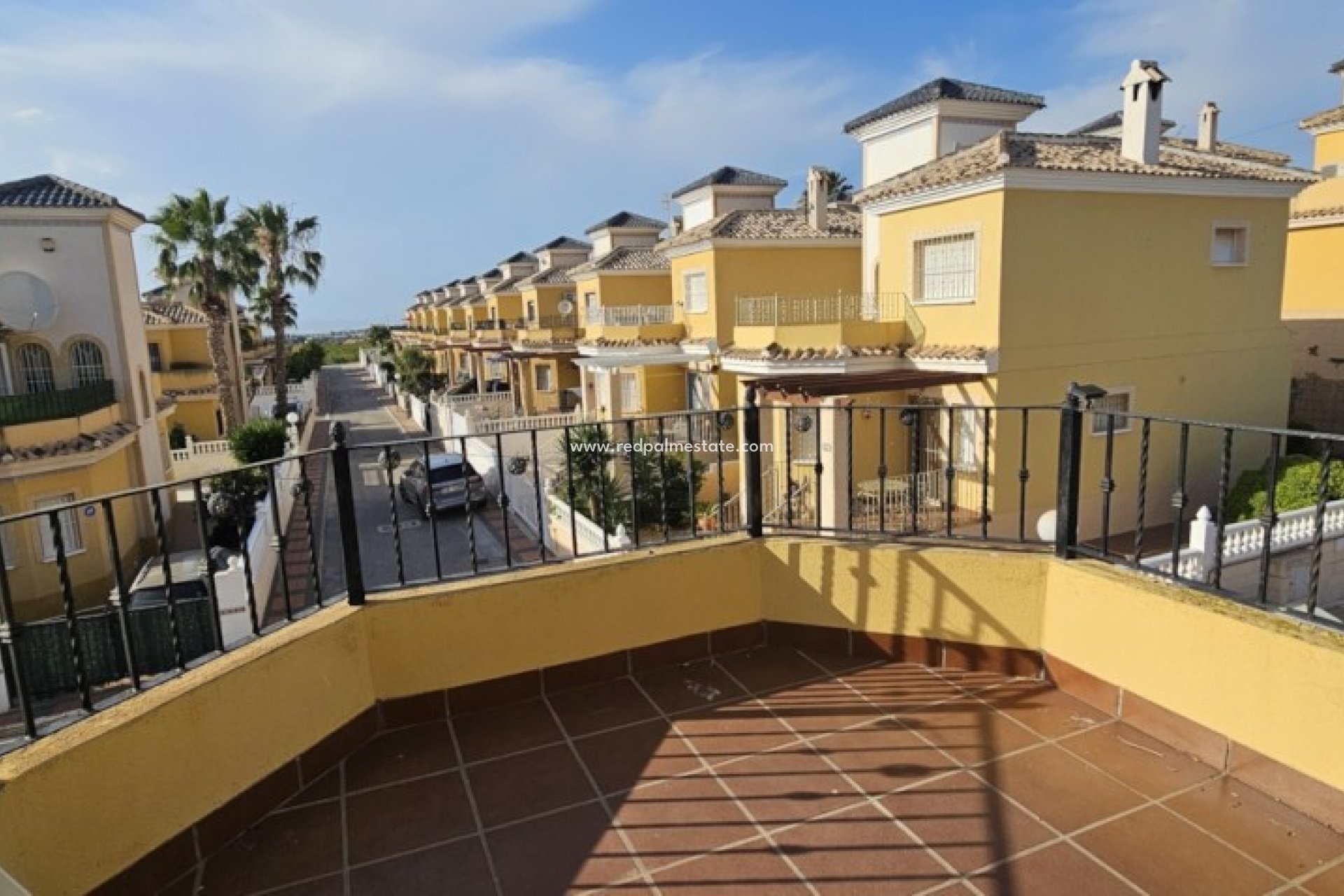 Videresalg - Villa -
Lo Crispin