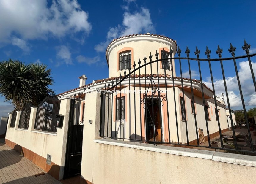 Videresalg - Villa -
Los Alcazares - Santa Rosalía