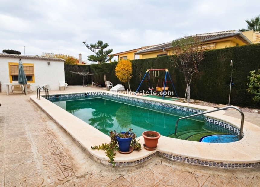 Videresalg - Villa -
Los Alczares - Los Alcazares