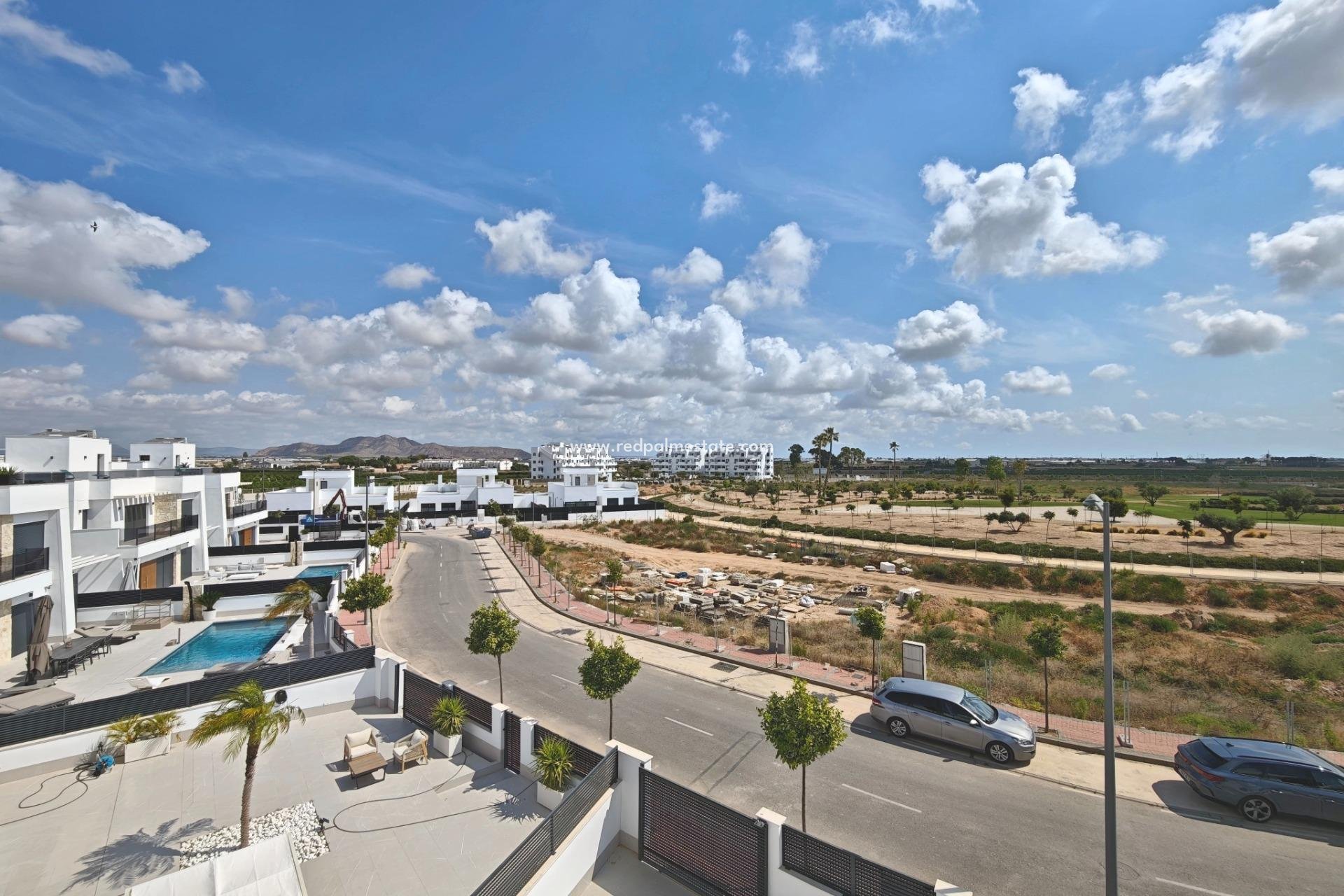 Videresalg - Villa -
Los Alczares - Santa Rosalia