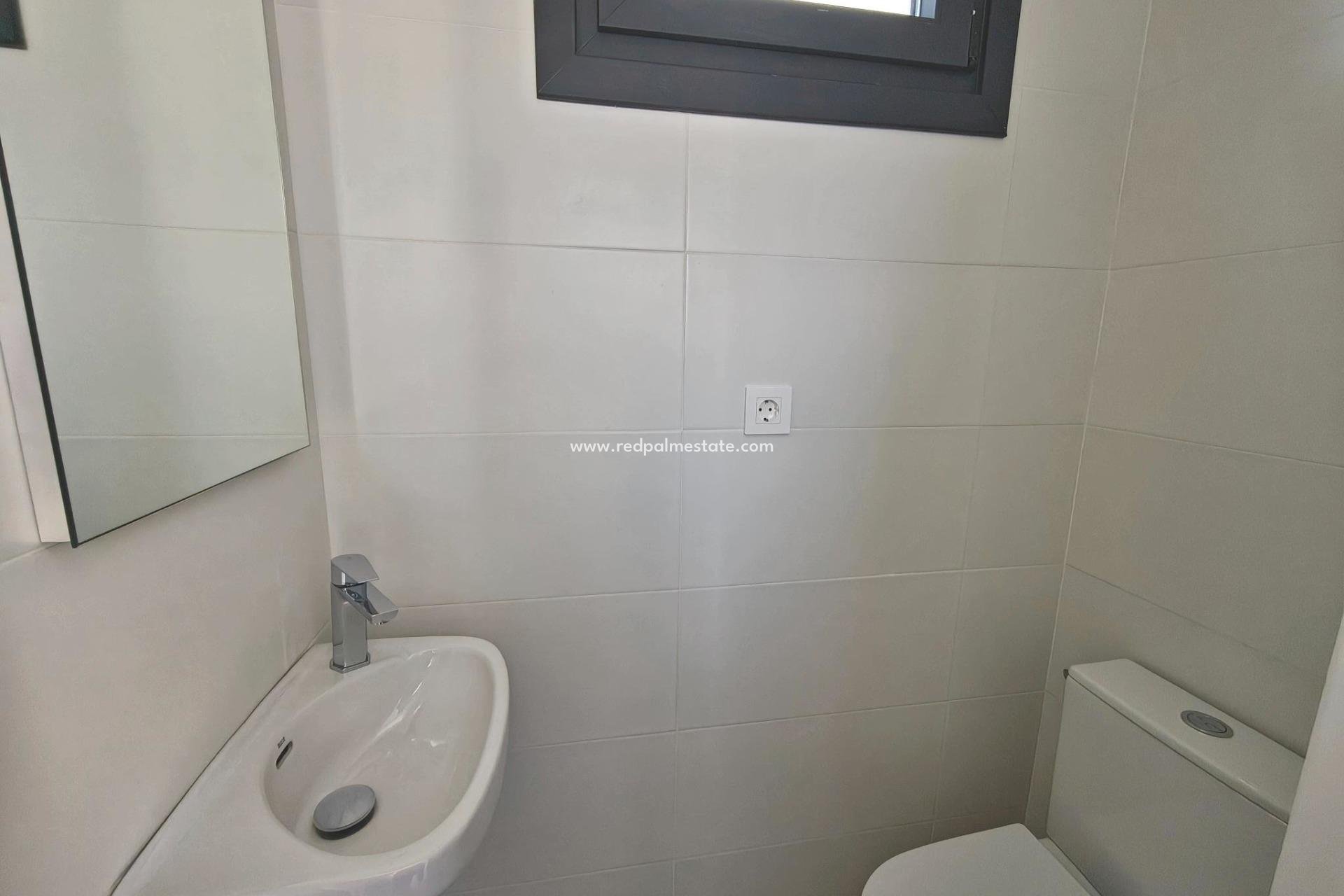 Videresalg - Villa -
Los Alczares - Santa Rosalia