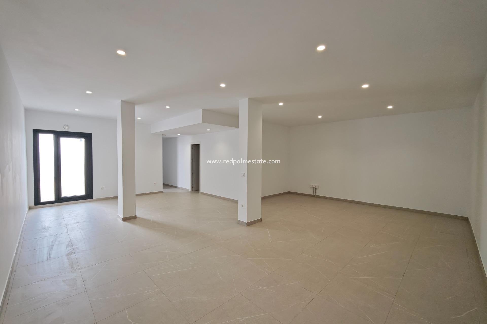 Videresalg - Villa -
Los Alczares - Santa Rosalia