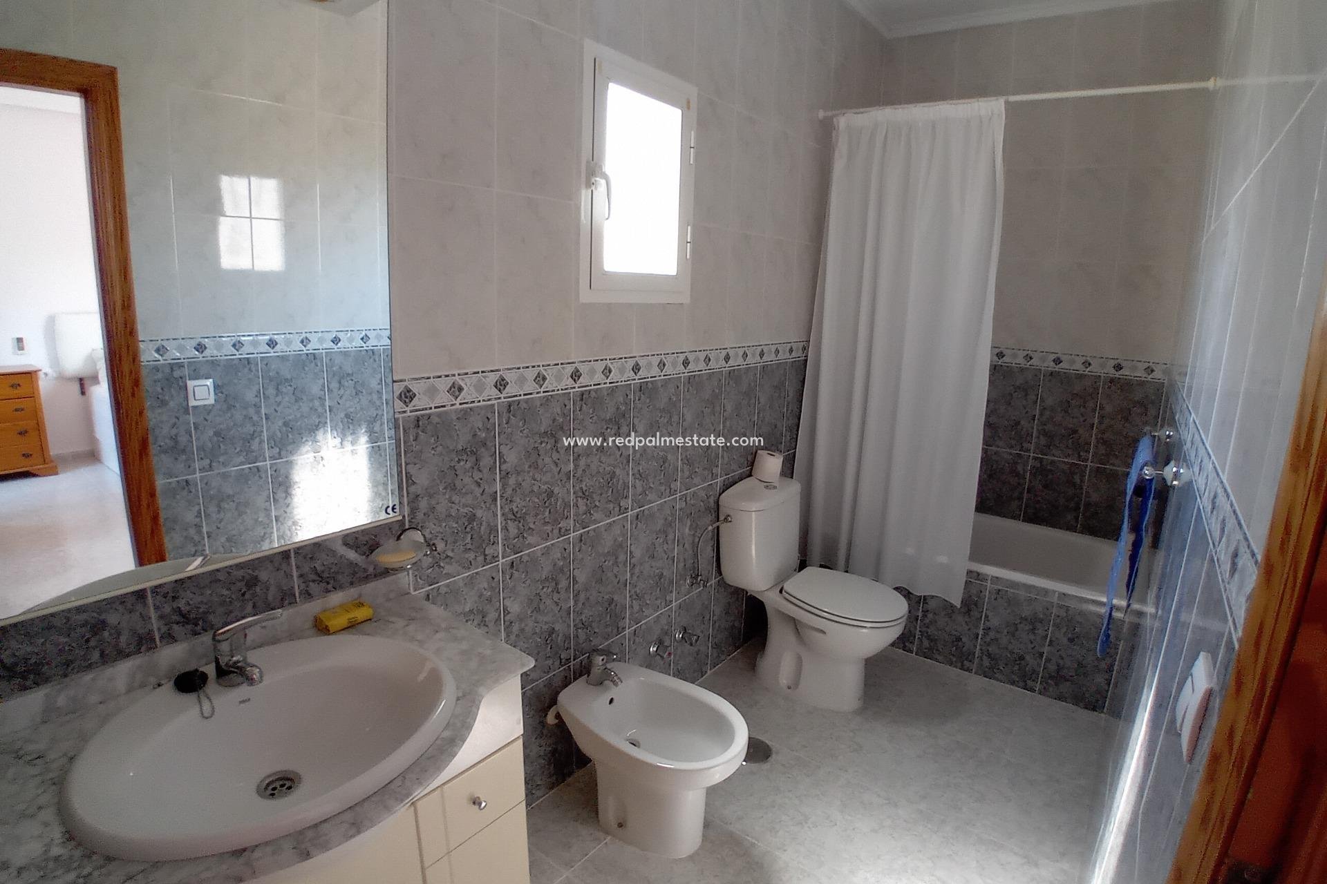 Videresalg - Villa -
Mazarron - Camposol