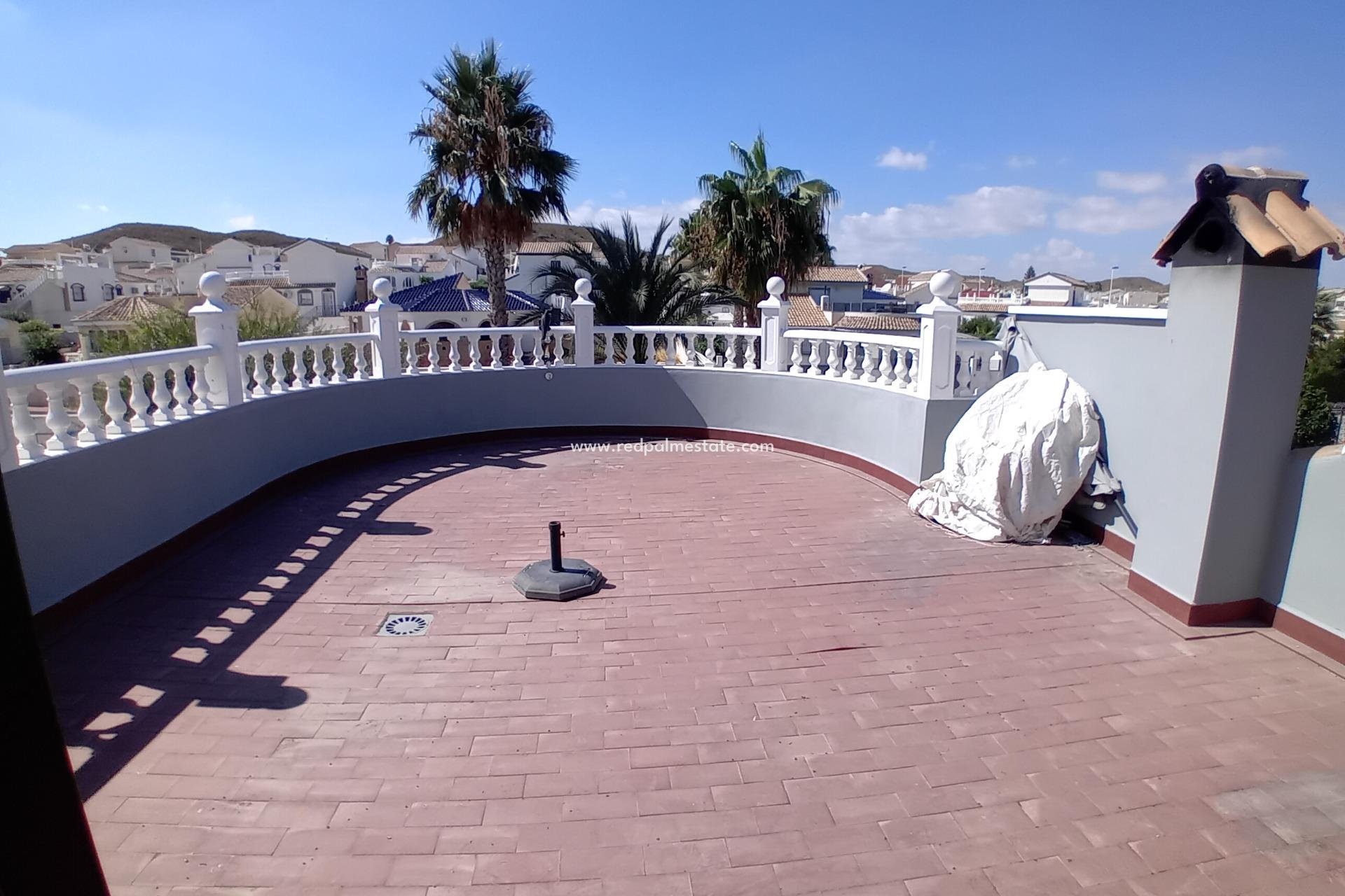 Videresalg - Villa -
Mazarron - Camposol