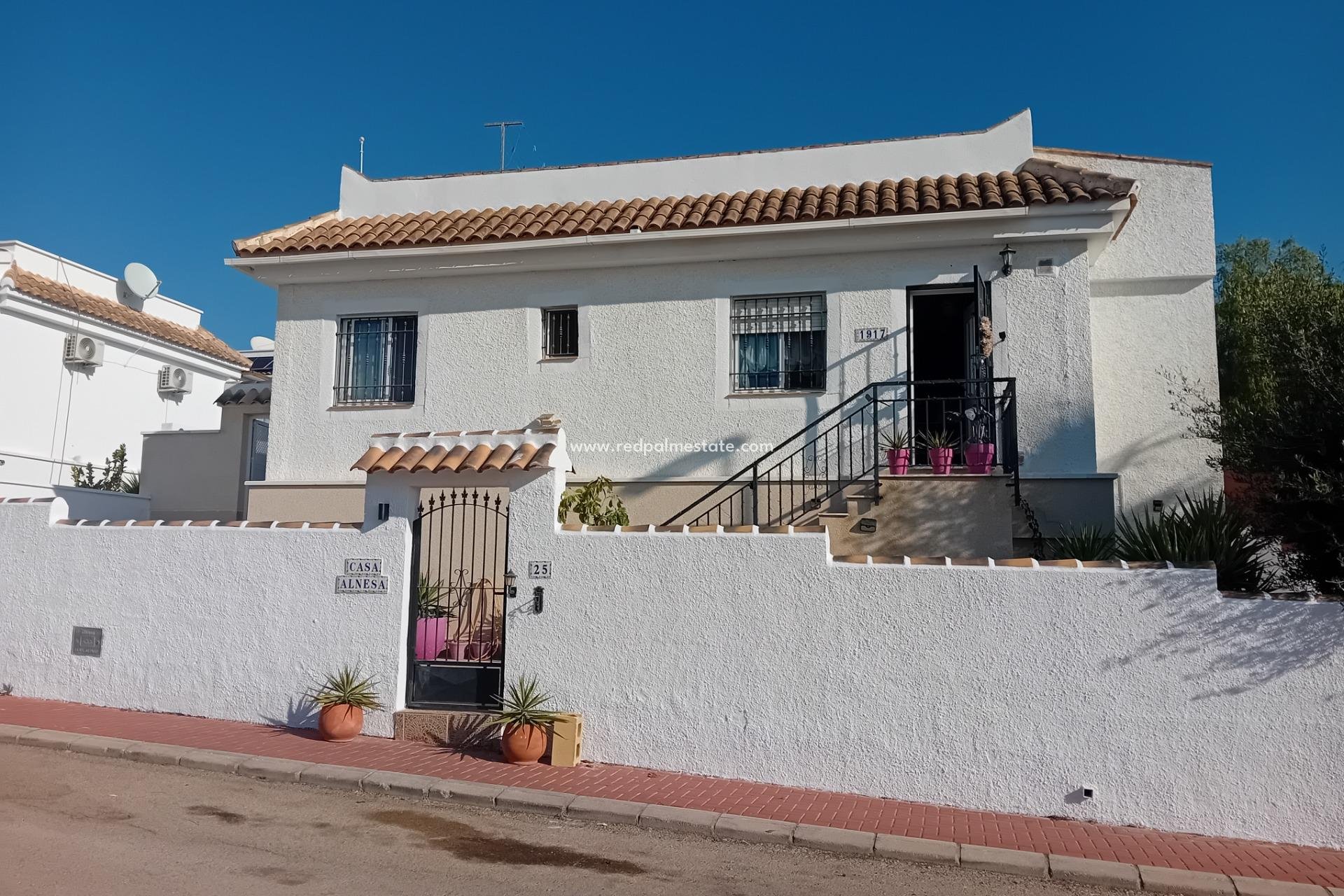 Videresalg - Villa -
Mazarron - Camposol