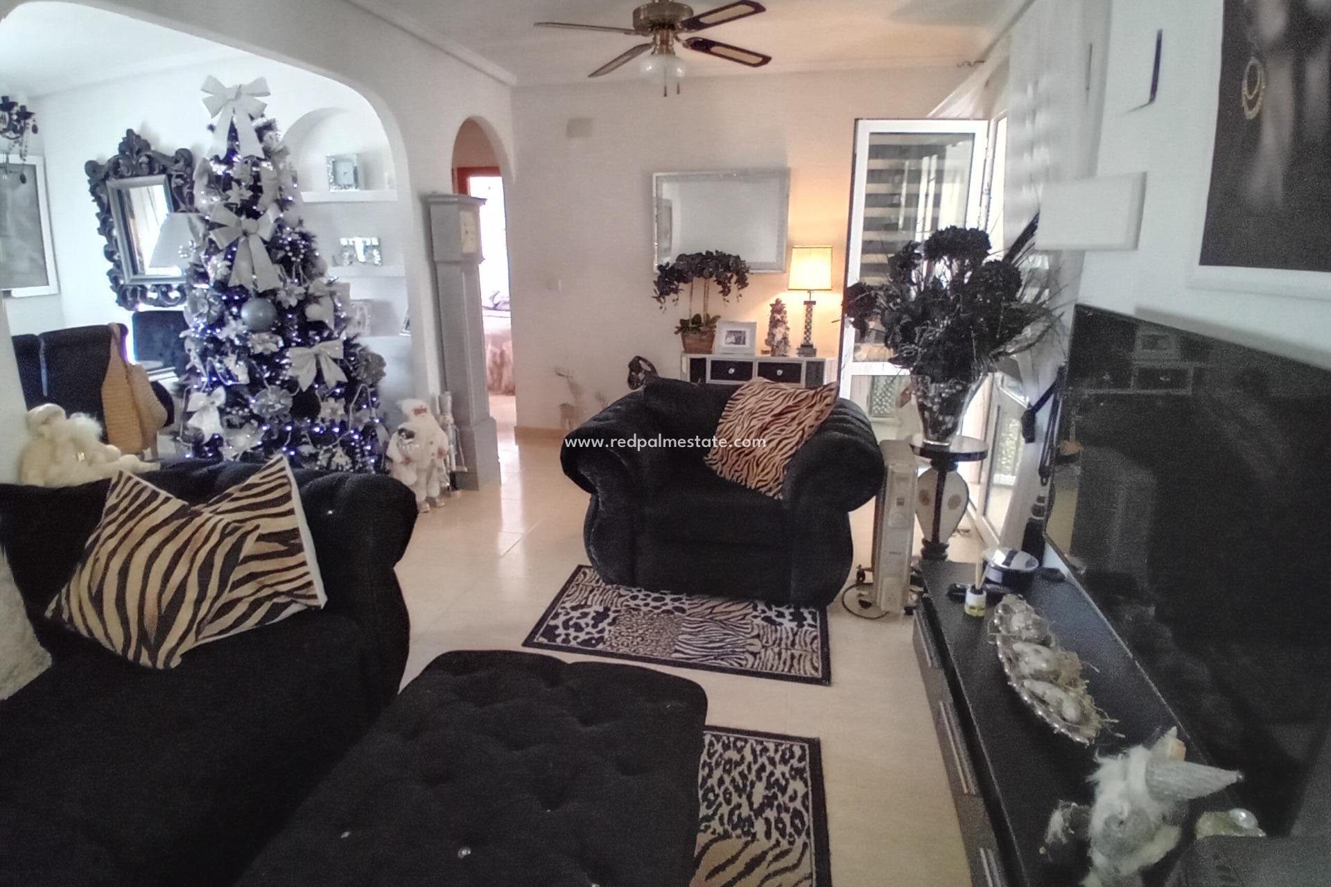 Videresalg - Villa -
Mazarron - Camposol