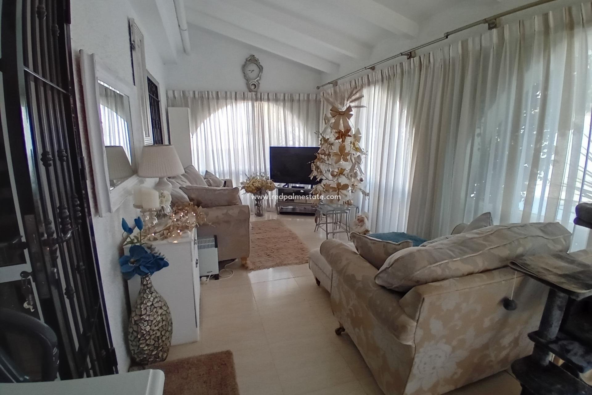 Videresalg - Villa -
Mazarron - Camposol