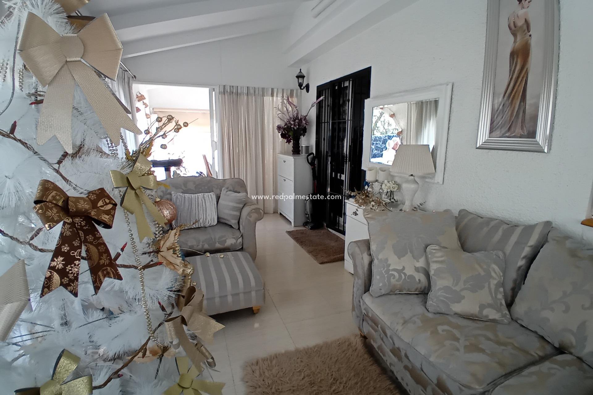 Videresalg - Villa -
Mazarron - Camposol