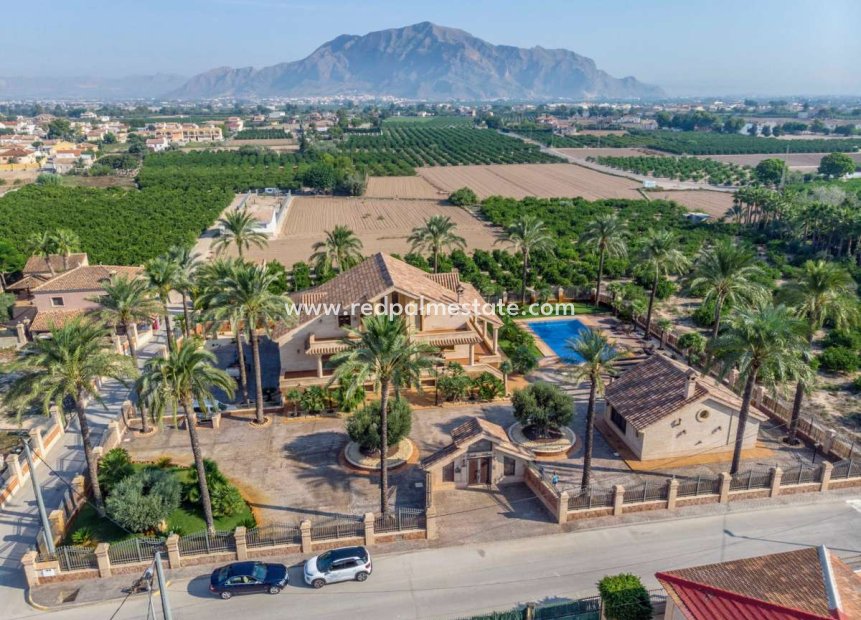 Videresalg - Villa -
Molins - Inland