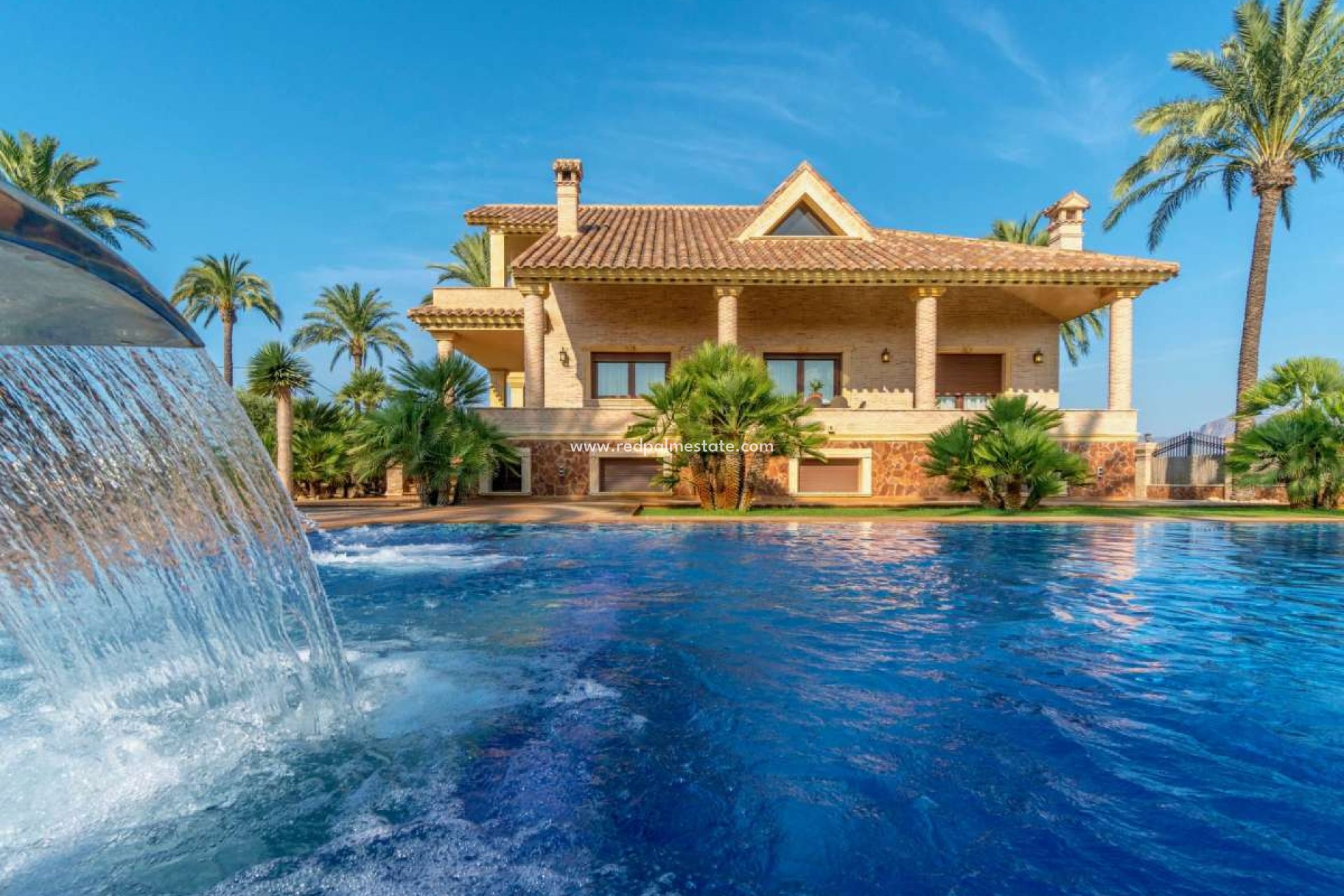 Videresalg - Villa -
Molins - Inland