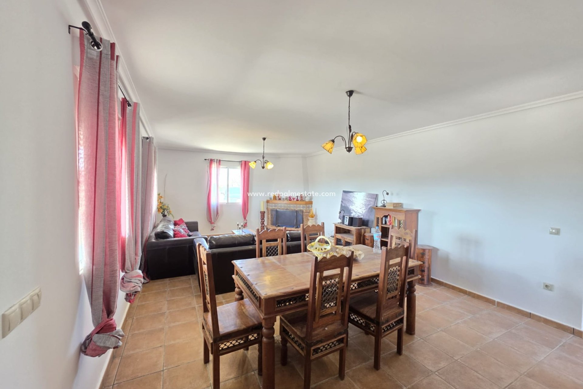 Videresalg - Villa -
Monóvar/Monóver - Inland