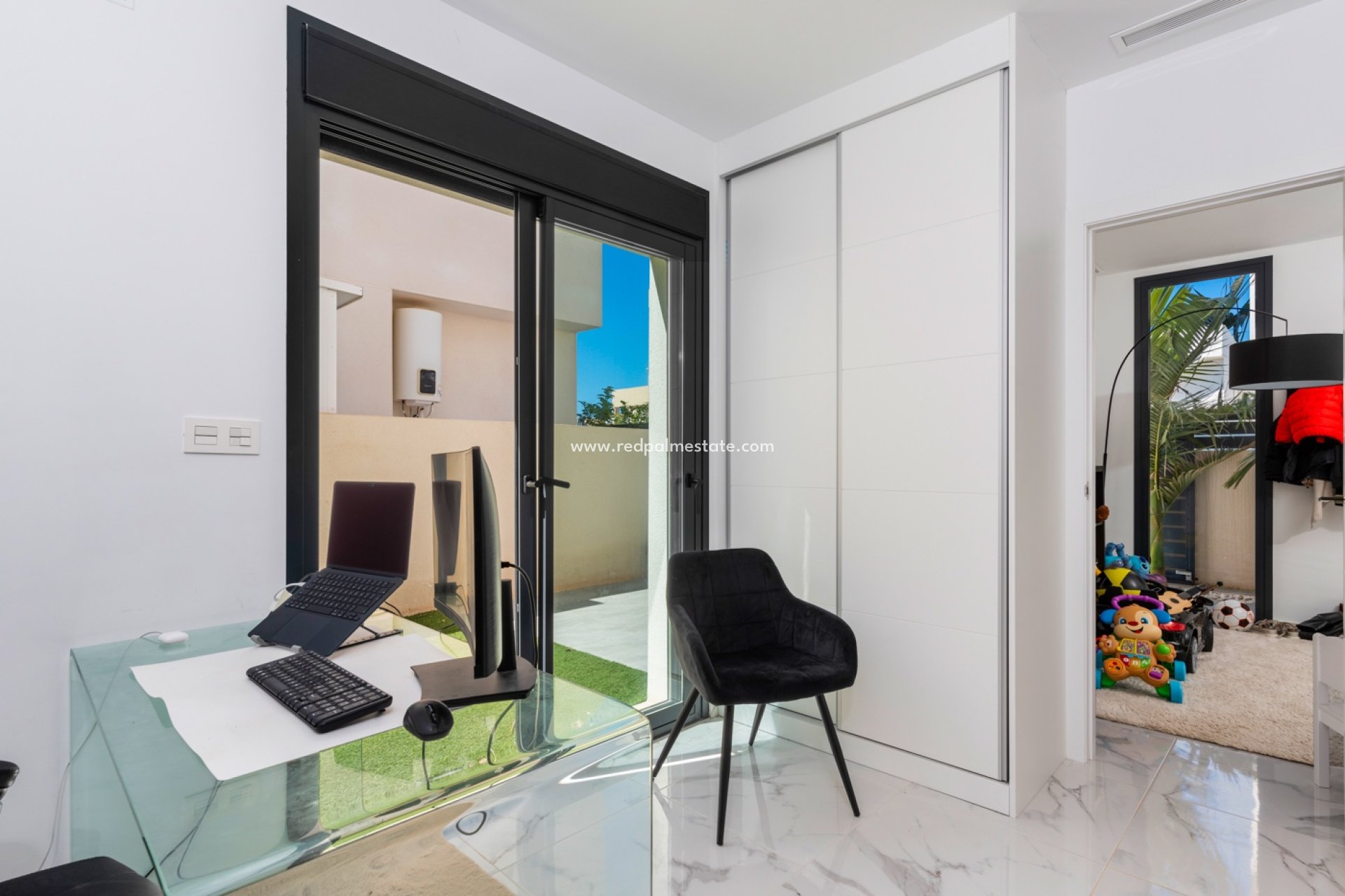 Videresalg - Villa -
Montesinos - La Herada